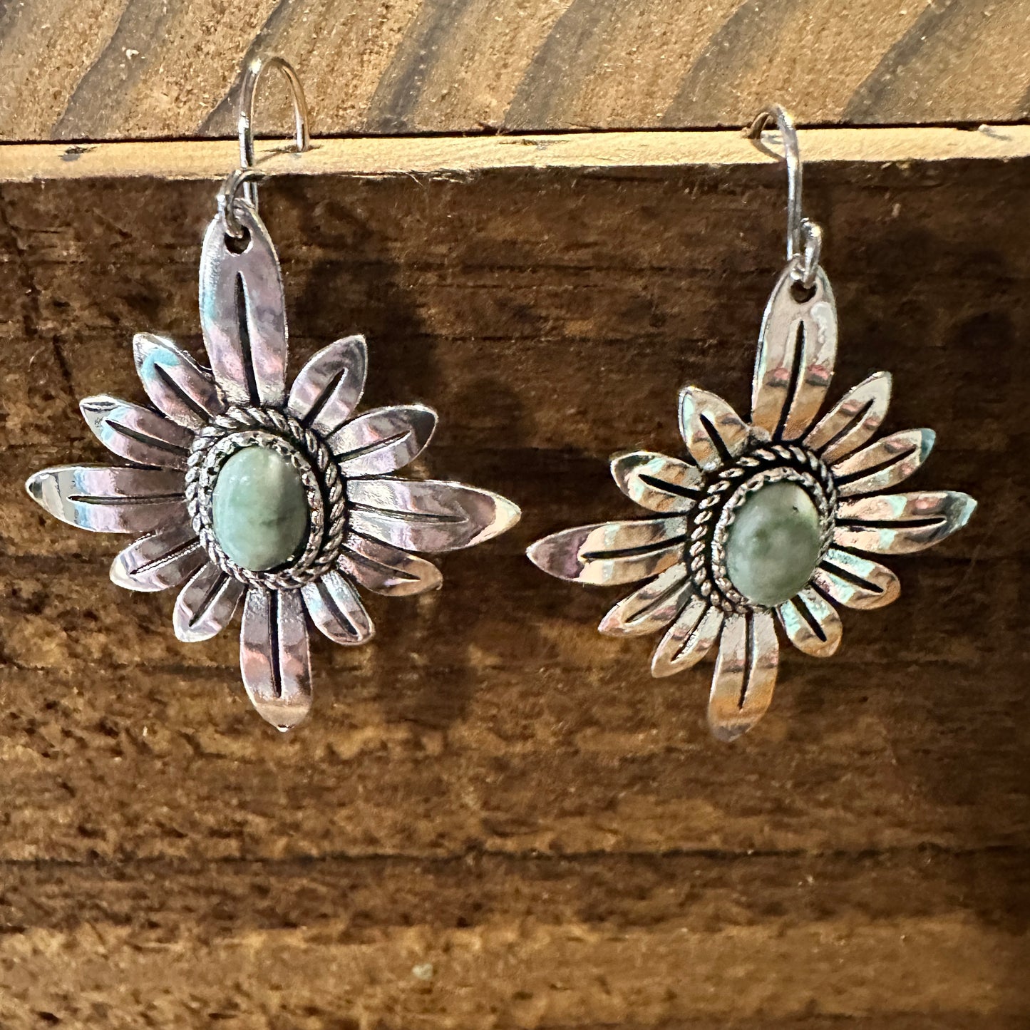 Boho Southwestern Cowgirl Floral Turquoise Wire Drop Earrings, Gift Box - Silver Elegant