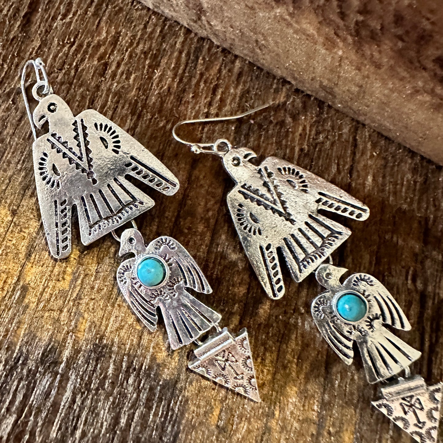 Boho Hippie Vintage Native American Thunderbird Wire Earring, Turquoise Stone, Gift Box - Silver Elegant