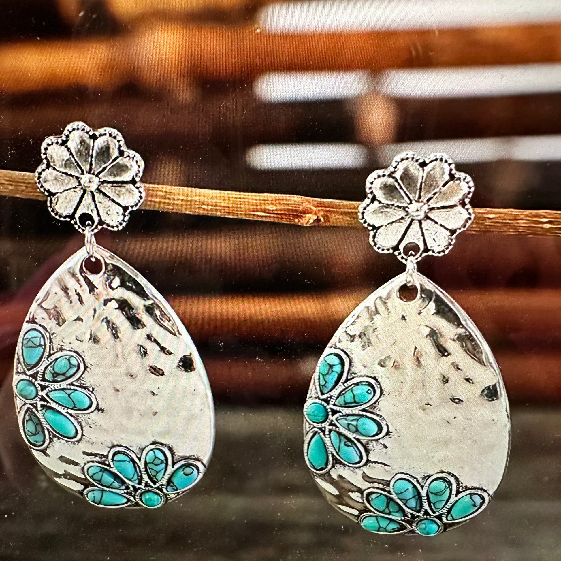 Boho Hippie Vintage Hippie Floral Drop Stud Earrings, Turquoise Stone, Gift Box - Silver Elegant