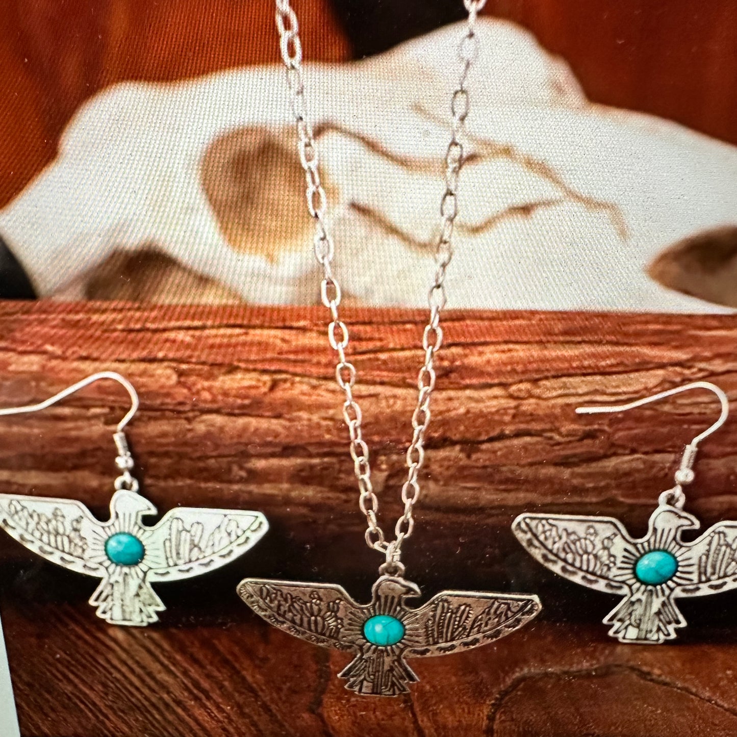 Boho Vintage Native American Thunderbird Turquoise Pendant Necklace/Earring Set, Gift Box - Silver Elegant