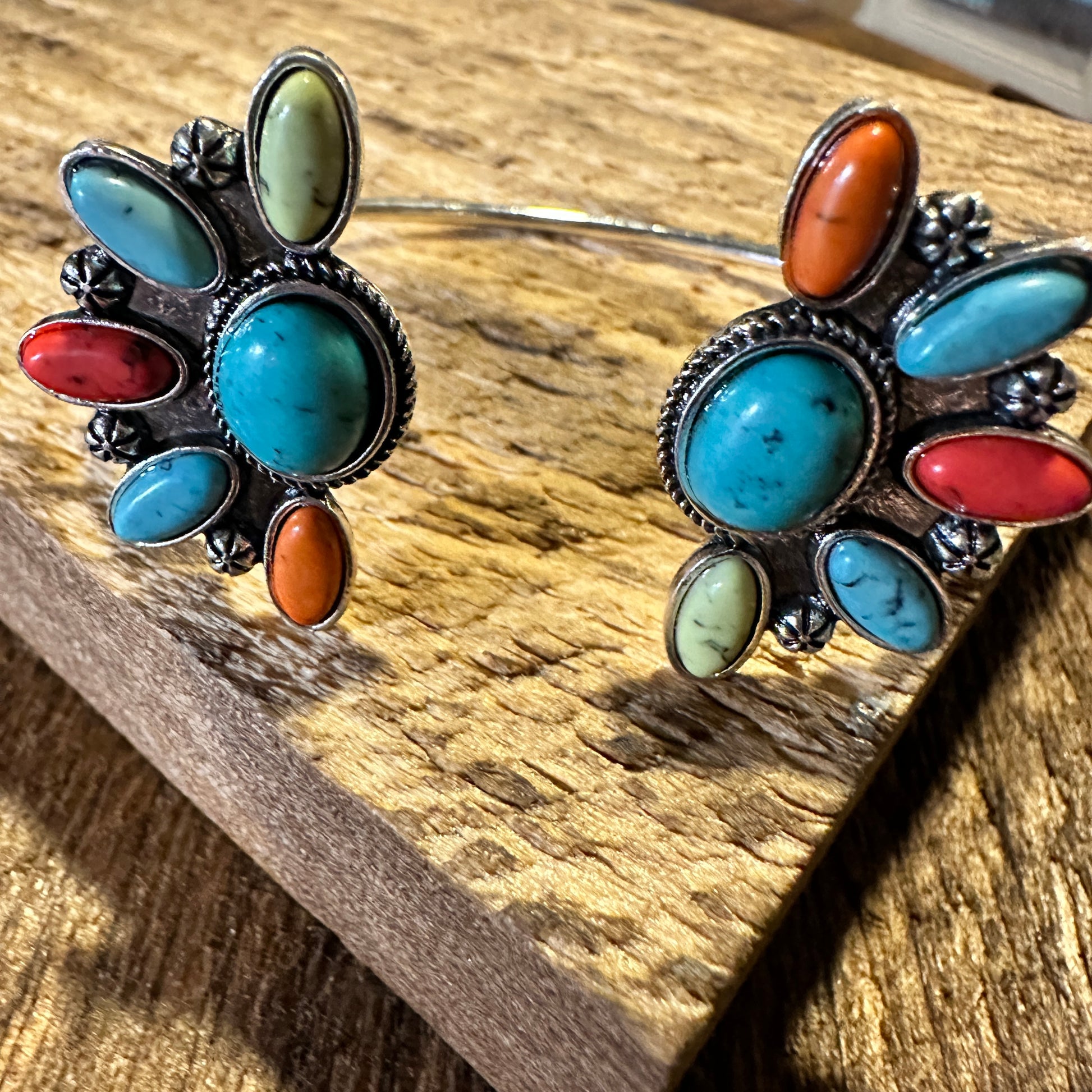 Southwestern-Inspired Bohemian Open Bangle with Multicolor Stones, Gift-Ready Box - Silver Elegant