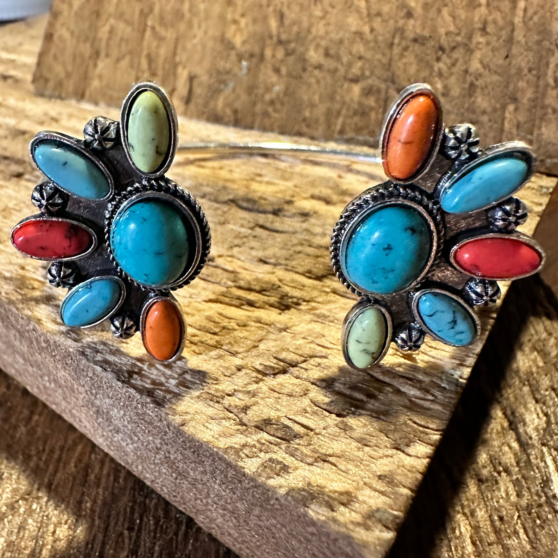 Southwestern-Inspired Bohemian Open Bangle with Multicolor Stones, Gift-Ready Box - Silver Elegant