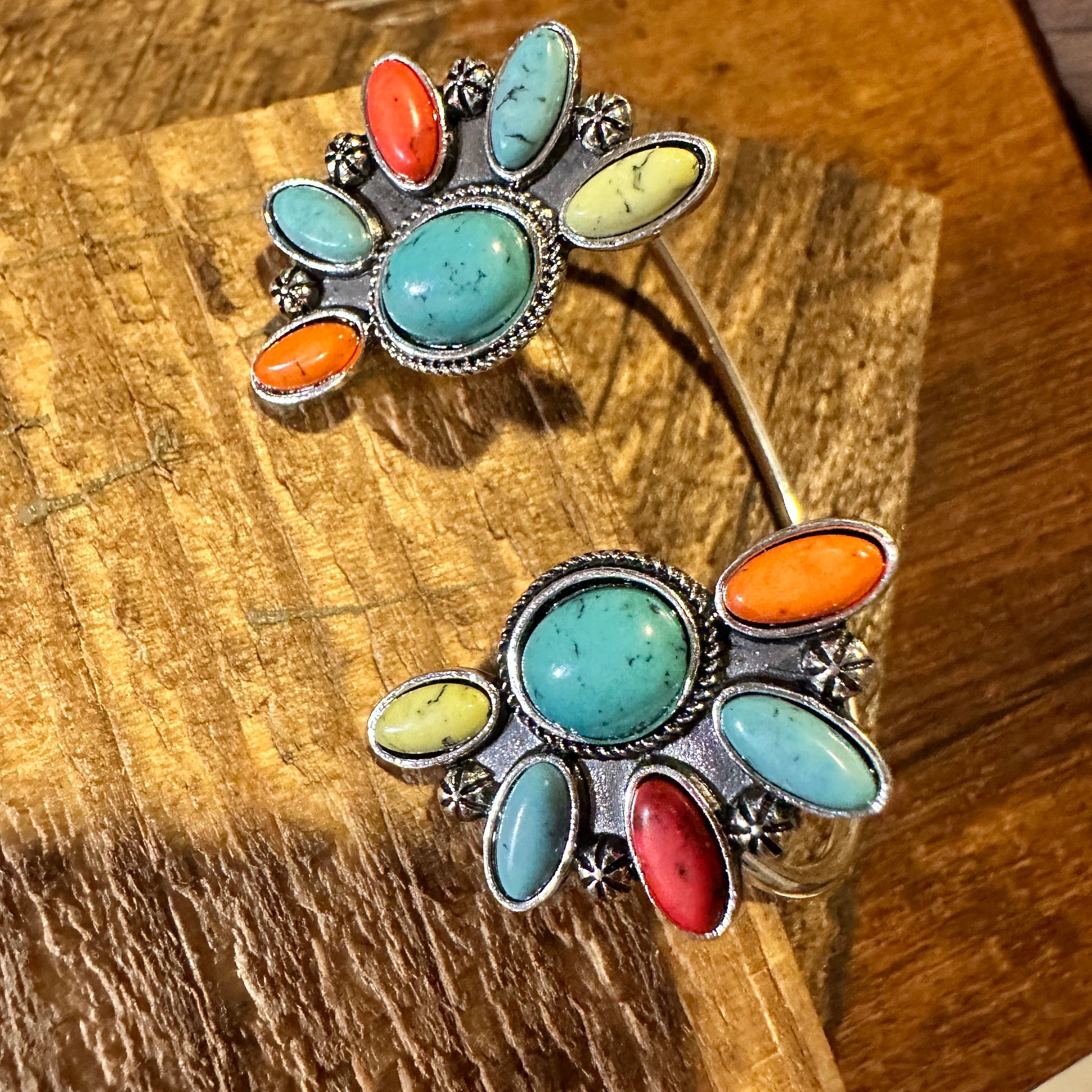 Southwestern-Inspired Bohemian Open Bangle with Multicolor Stones, Gift-Ready Box - Silver Elegant