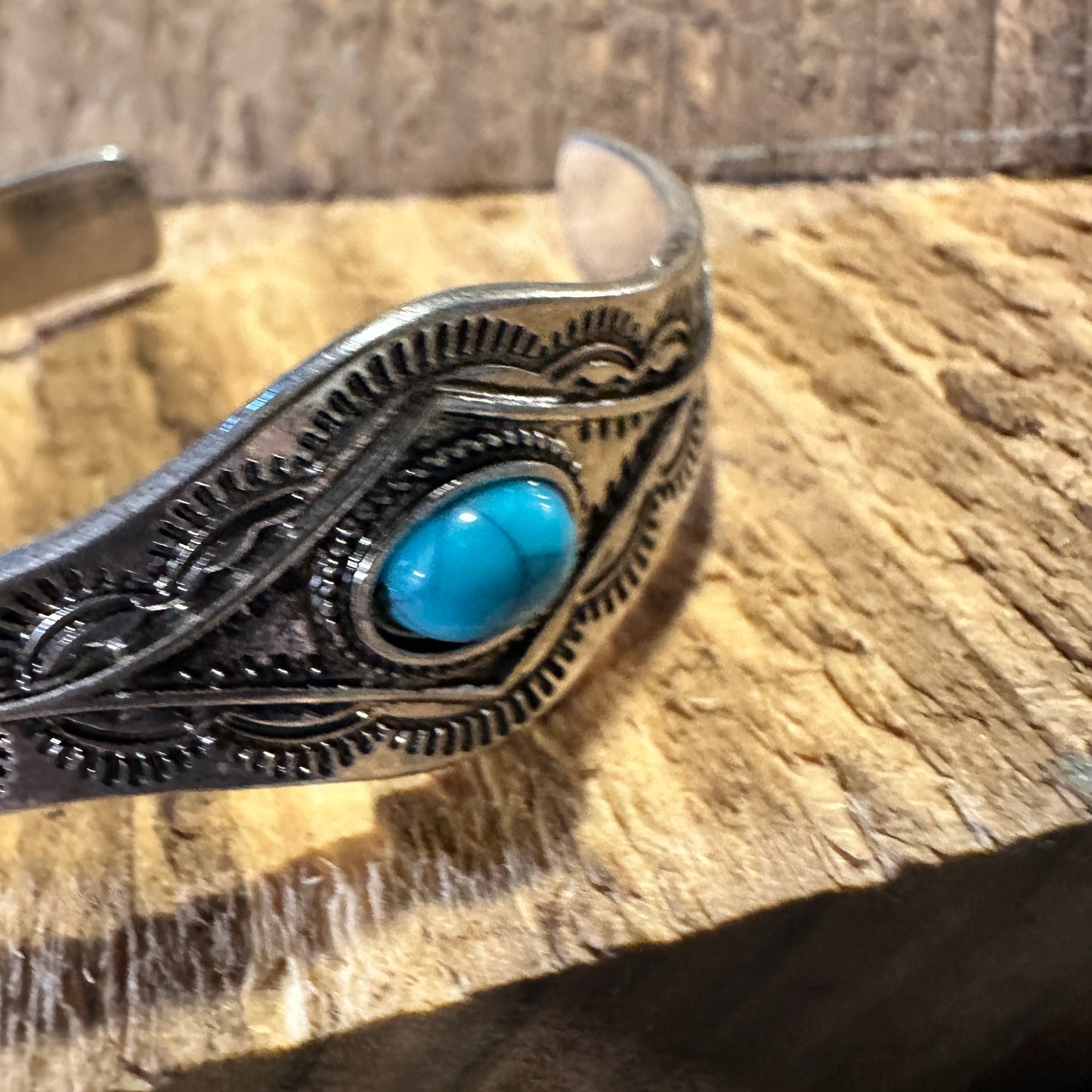 Boho Vintage Southwestern Cowgirl Concho Cuff Bracelet, Turquoise Stone, Gift Box - Silver Elegant