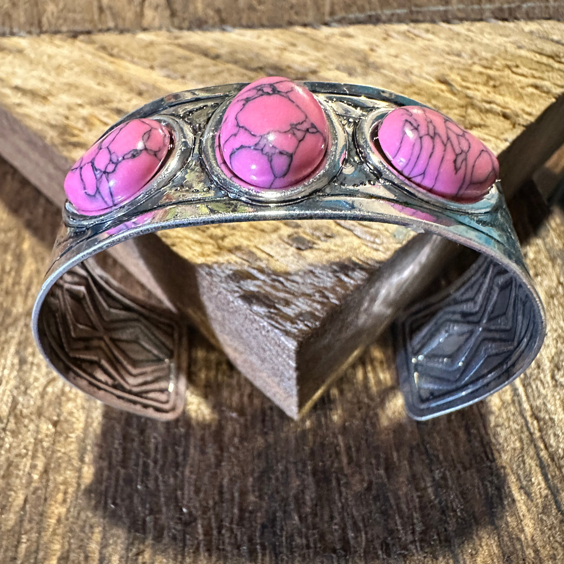 Southwestern Bohemian Vintage Cowgirl Cuff Bracelet with Pink Gemstone, Gift Box Included - Silver Elegant