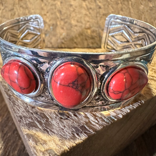 Vintage Boho Navajo Cowgirl Cuff Bracelet with Coral Stone in Gift Box - Silver Elegant