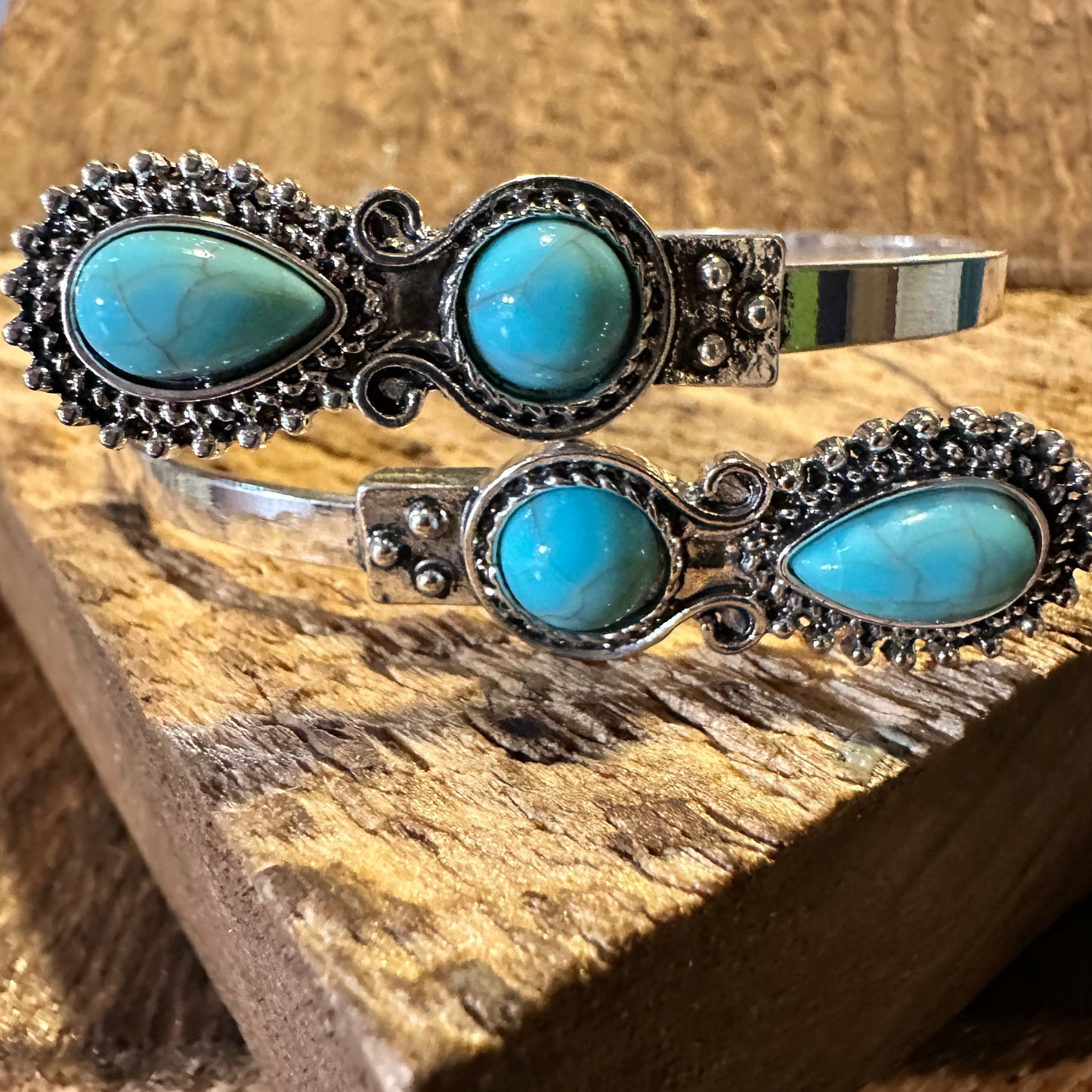 Boho Vintage Southwestern Cowgirl Cuff Bracelet, Turquoise Stone, Gift Box - Silver Elegant