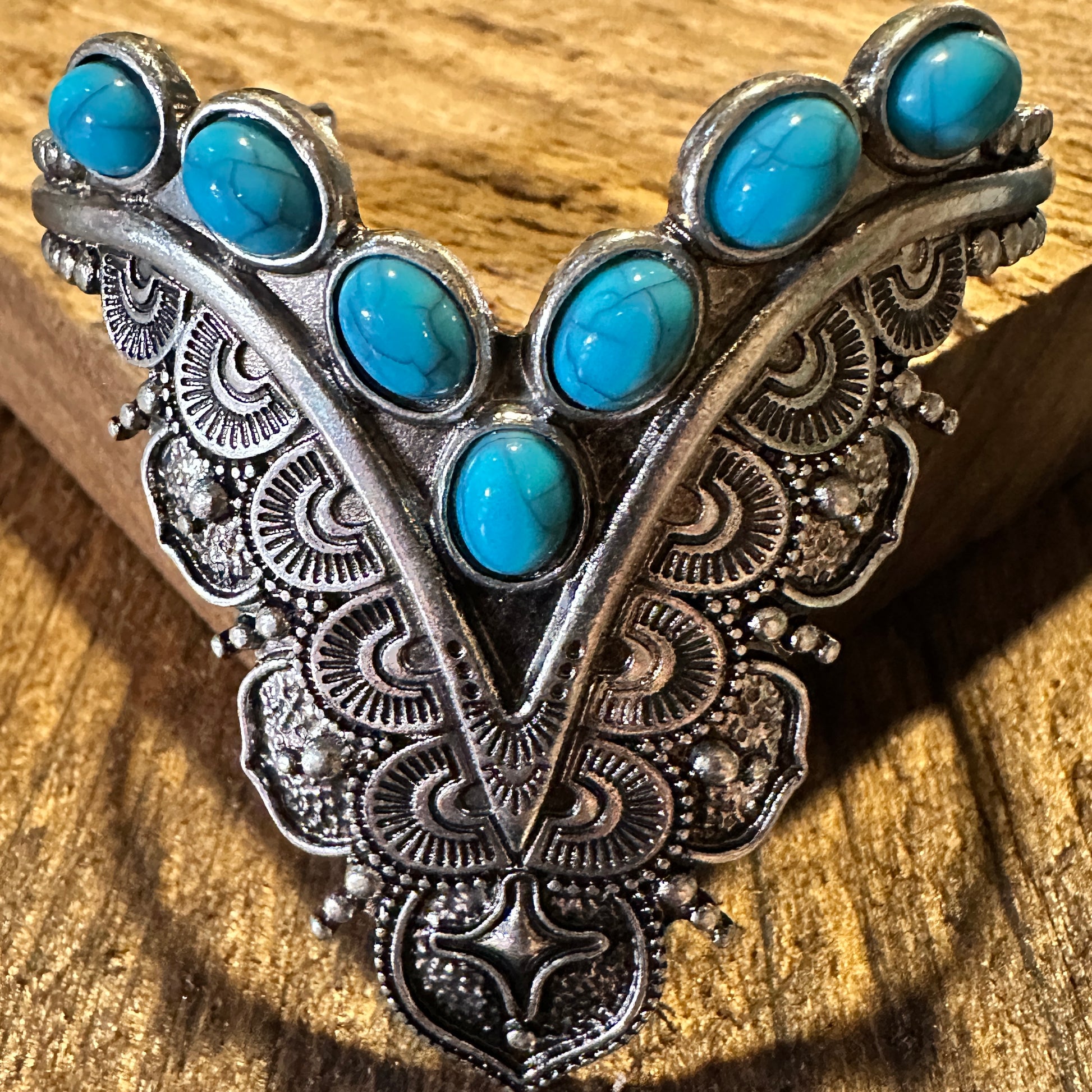 Boho Vintage Southwestern Cowgirl V Lace Cuff Bracelet, Turquoise Stone, Gift Box - Silver Elegant