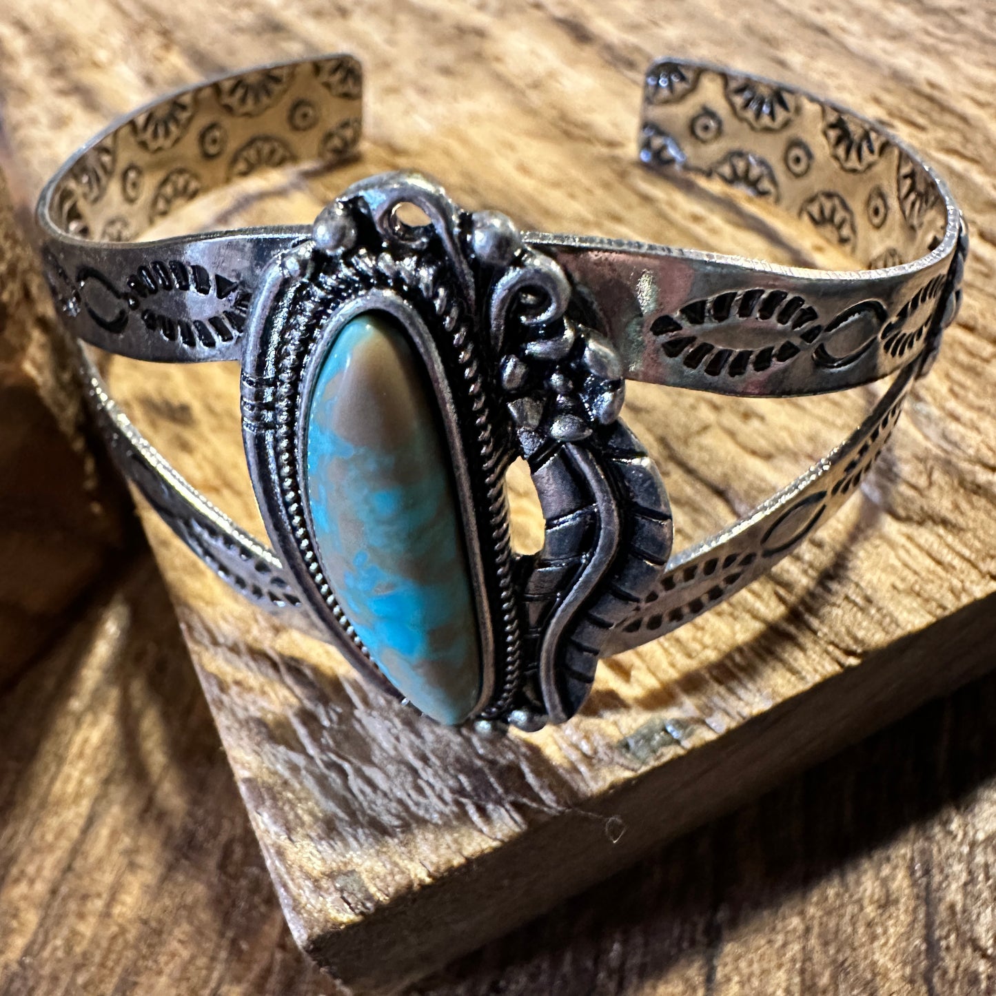 Boho Chic Vintage Southwestern Cowgirl Cactus Open Cuff Bangle, Turquoise Stone, Gift Box - Silver Elegant