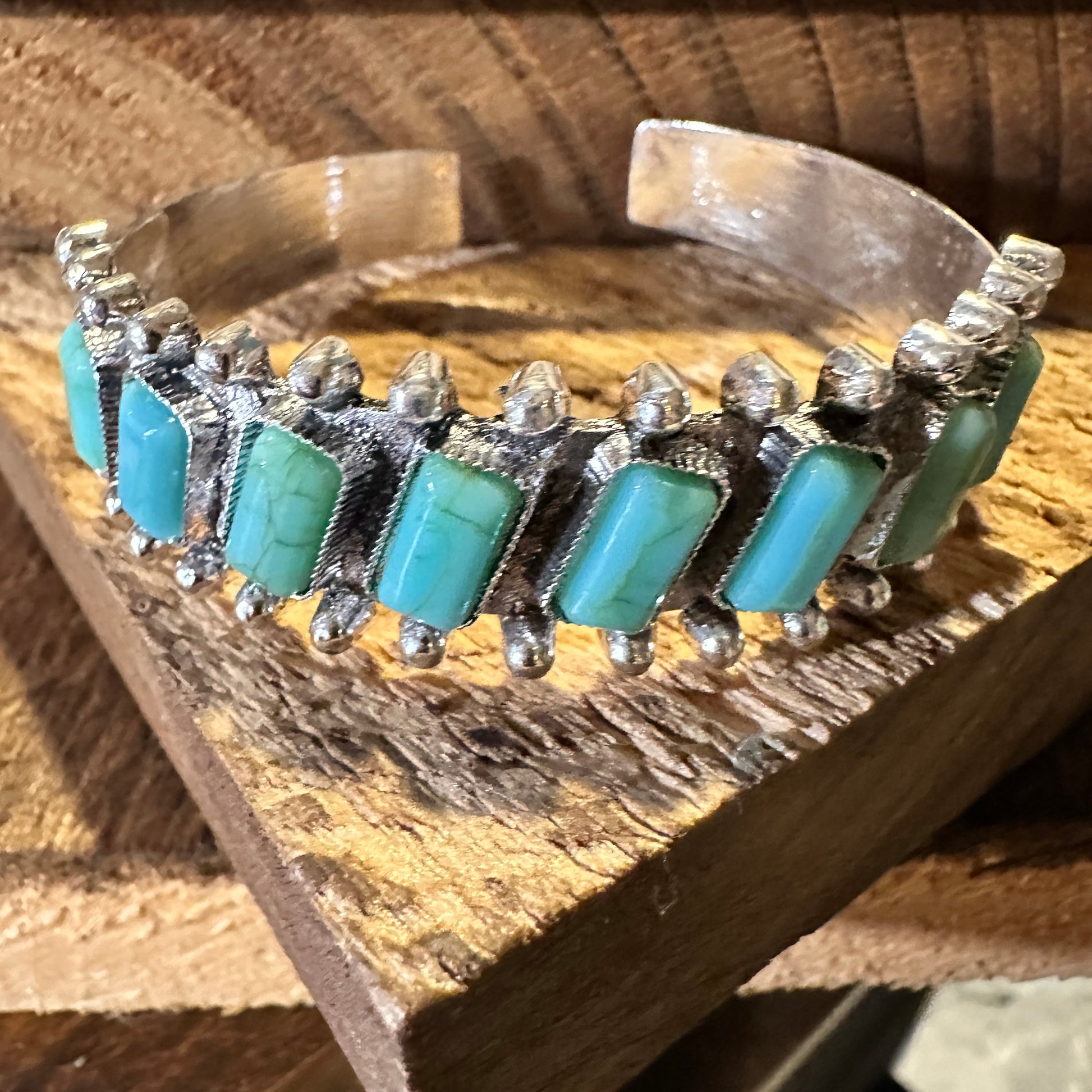 Boho Chic Vintage Southwestern Hippie Open Cuff Bangle, Turquoise Stone, Gift Box - Silver Elegant