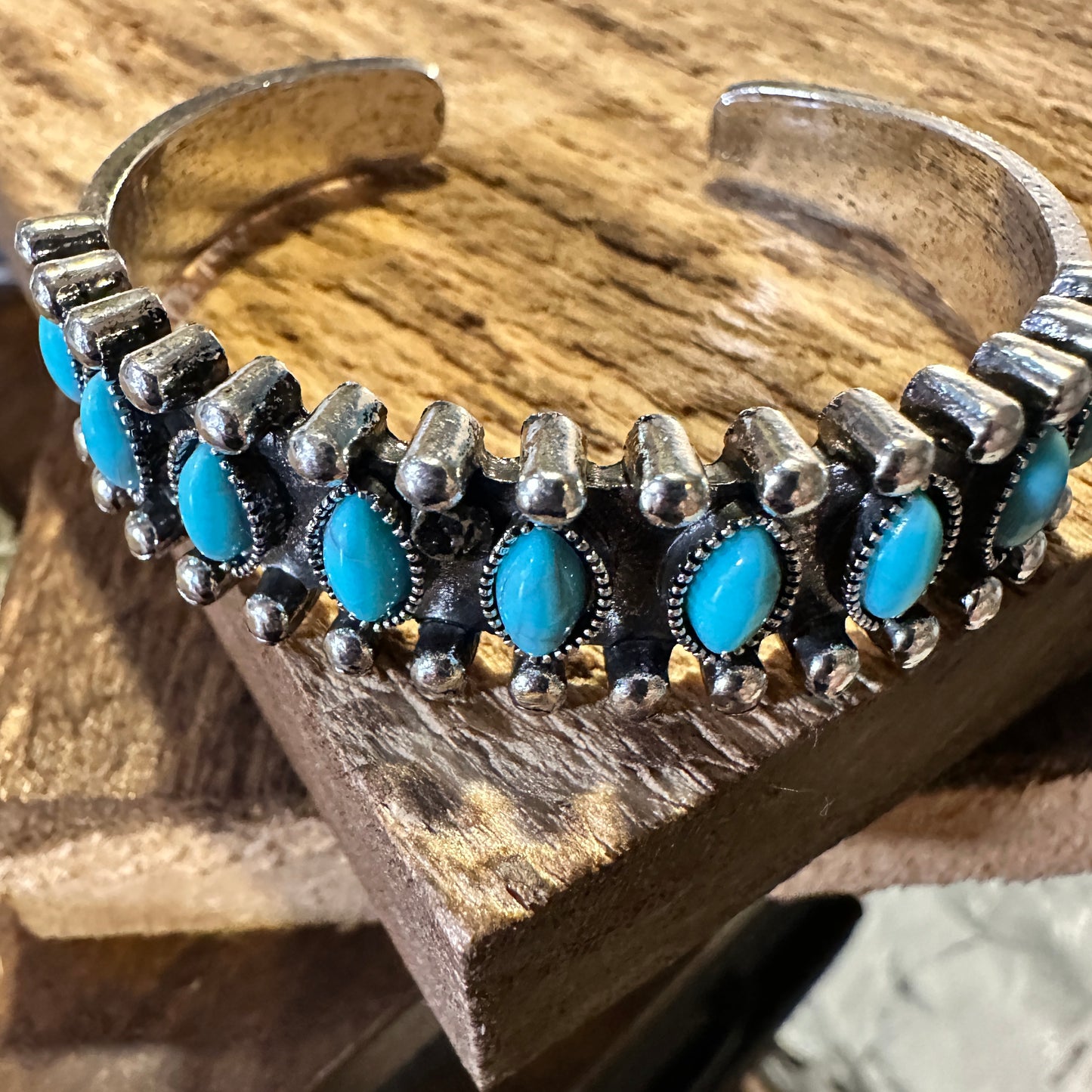 Boho Vintage Chic Southwestern Open Cuff Bangle, Turquoise Stone, Gift Box - Silver Elegant