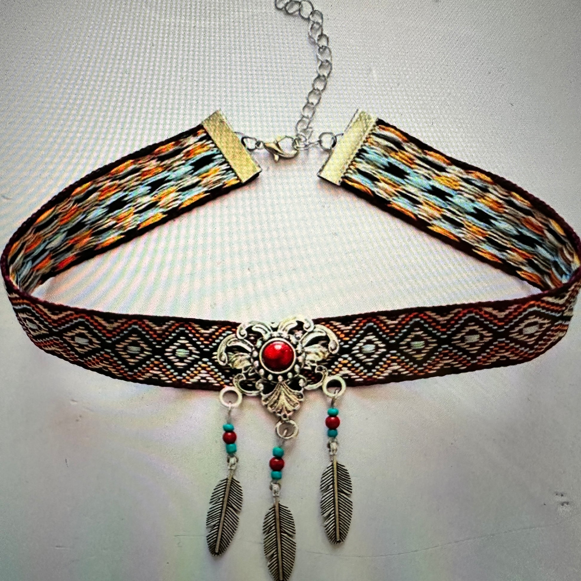 Handcrafted Bohemian Coral & Feather Choker Necklace with Gift Box, Multicolor Fabric - Silver Elegant