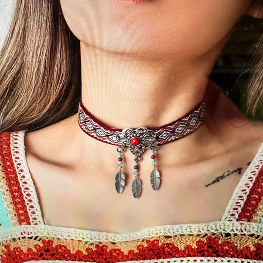 Handcrafted Bohemian Coral & Feather Choker Necklace with Gift Box, Multicolor Fabric - Silver Elegant