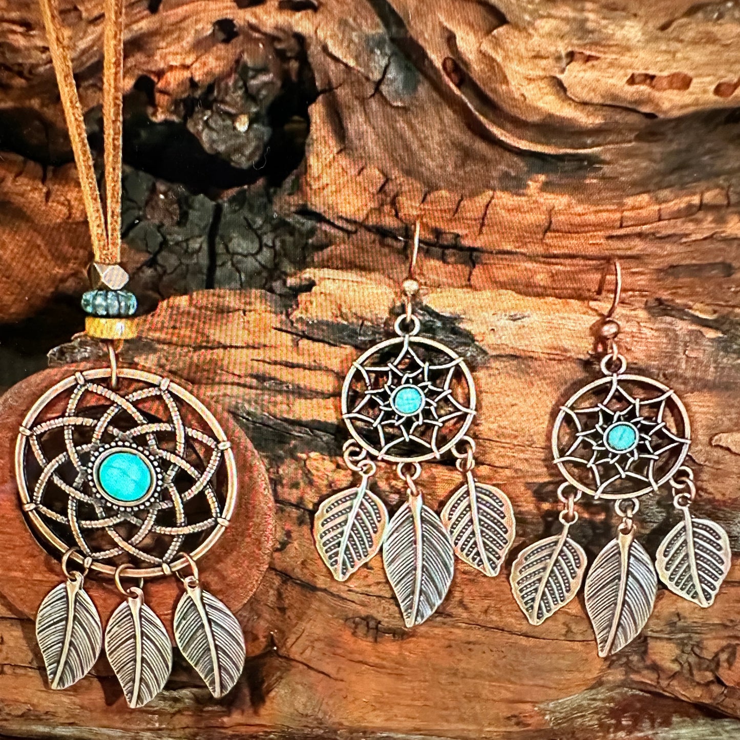 Turquoise Dreamcatcher Leather Jewelry Set - Boho Chic Necklace and Earring Gift Box - Silver Elegant