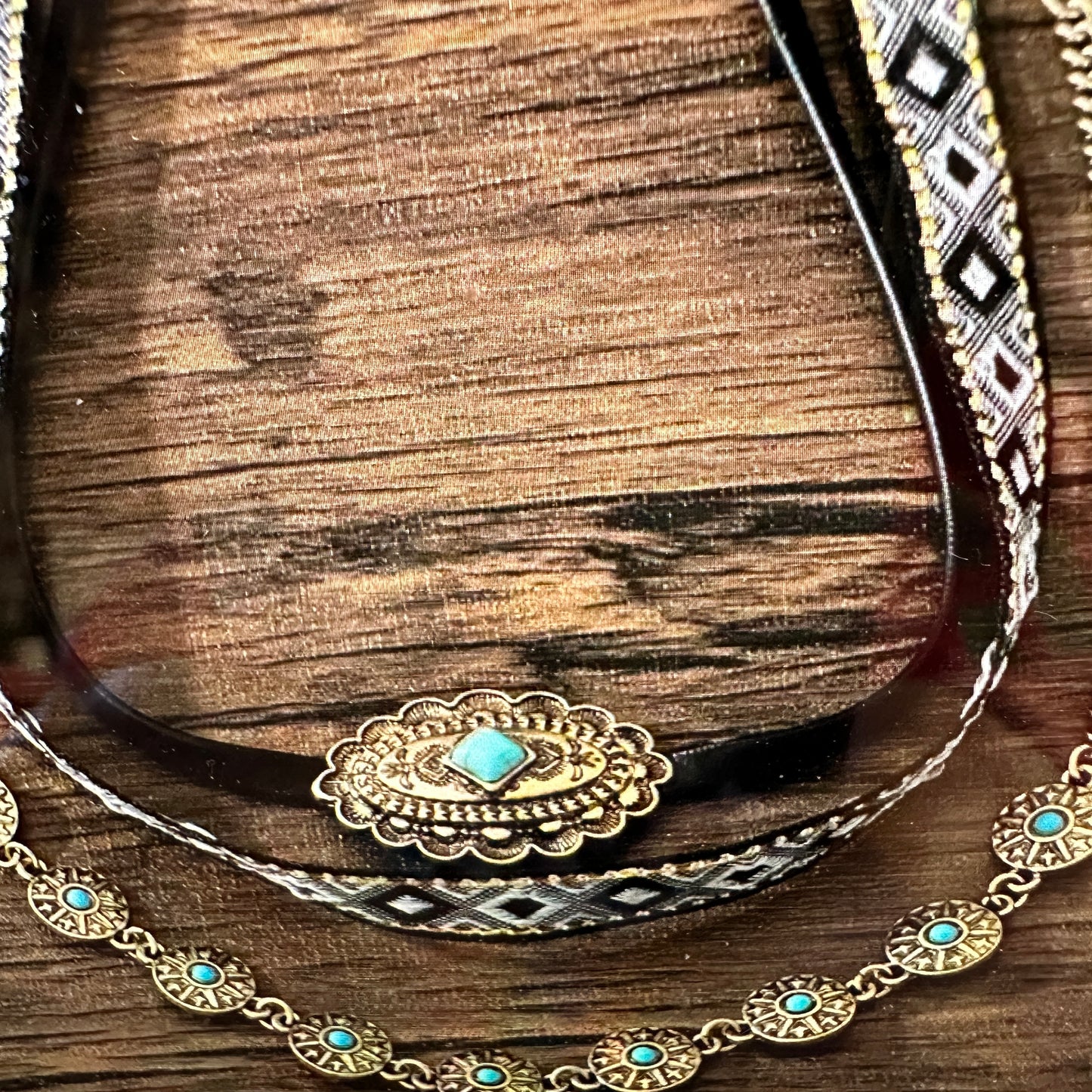 Turquoise Concho Fabric Choker Necklace in Boho Western Style - Gift-Ready Set - Silver Elegant