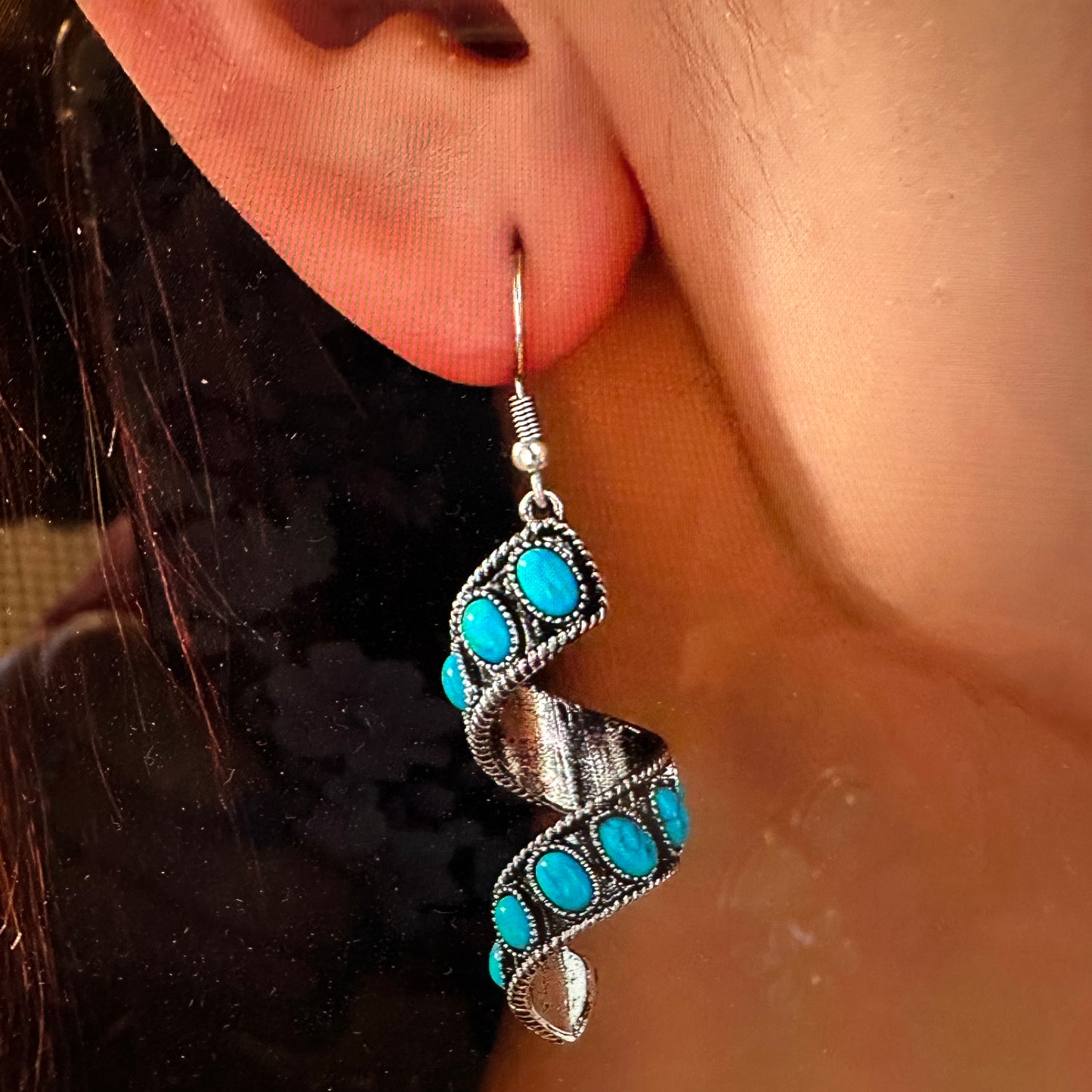 Boho Hippie Cowgirl Twirl Wire Drop Earrings, Turquoise Stone, Fast Shipping, Gift Box - Silver Elegant