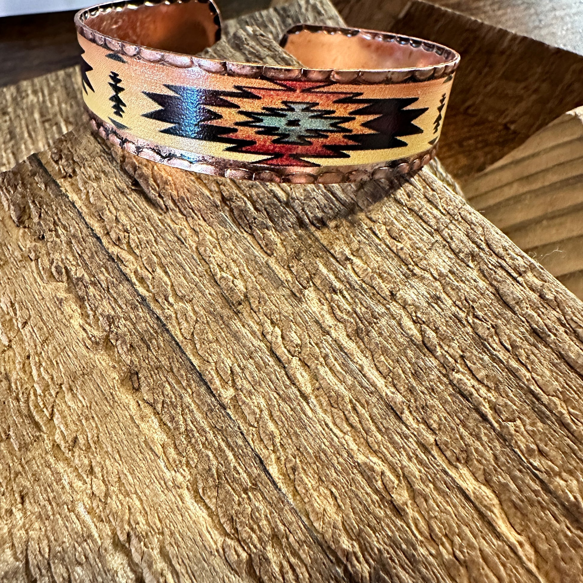 Handmade Boho Native American Aztek Copper Narrow Cuff Bracelet,  Beige,  Gift Box - Silver Elegant