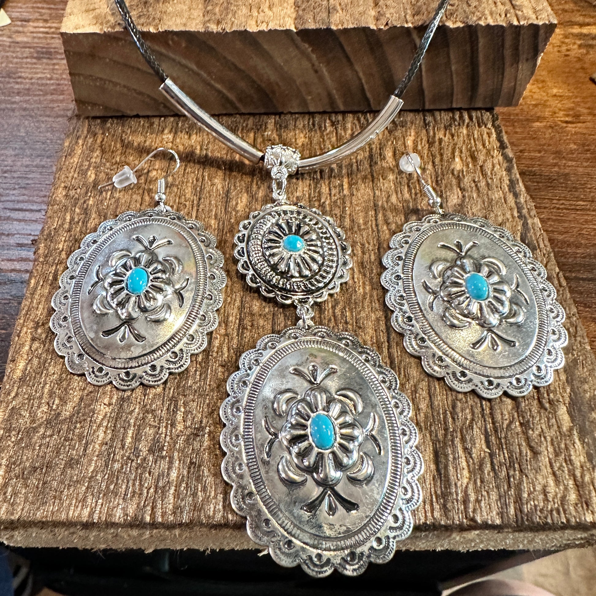 Turquoise Stone Bohemian Concho Jewelry Set with Fast Shipping and Gift Box - Silver Elegant