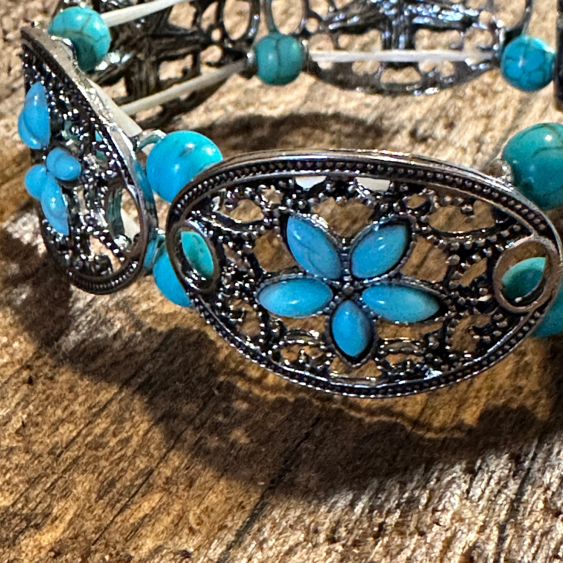 Bohemian Ethnic Antique Style IWatch Band With Turquoise Handmade, Elastic Stretch, Gift Box - Silver Elegant