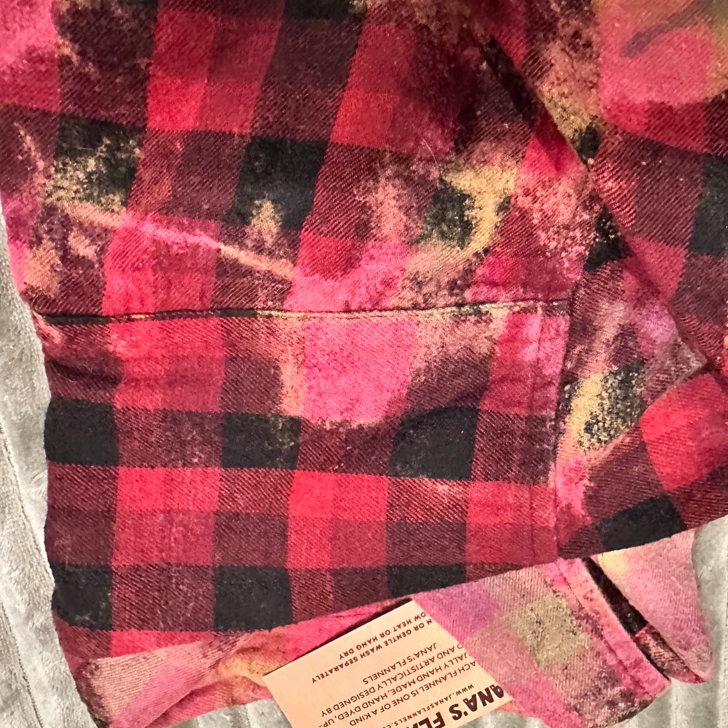 "UNIQUE FLANNEL ADVENTURE: WHEN ALL ELSE FAILS, RIDE YOUR HORSE" - CUSTOM RED TONES / XL