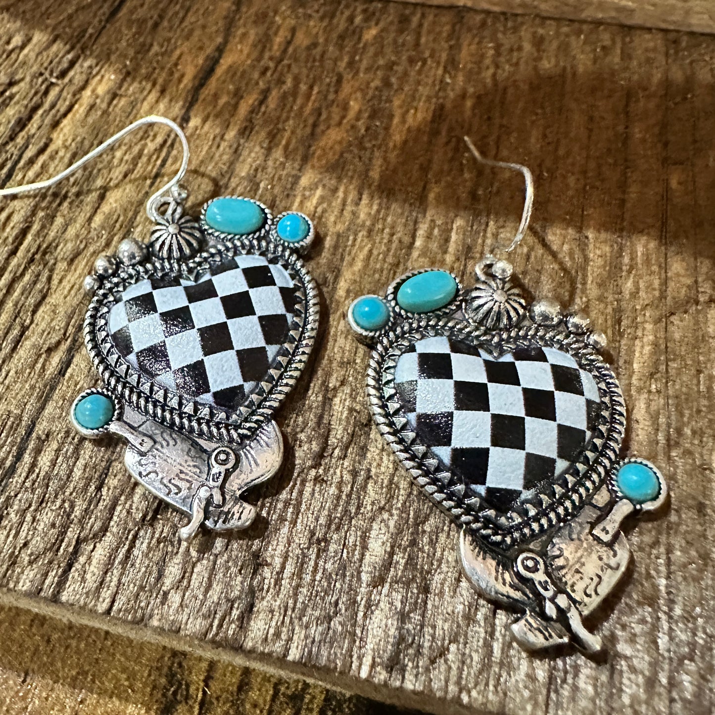 Boho Chic Turquoise Stone Rustic Charm Checkered Heart Dangle Earrings: Black, Gift Box