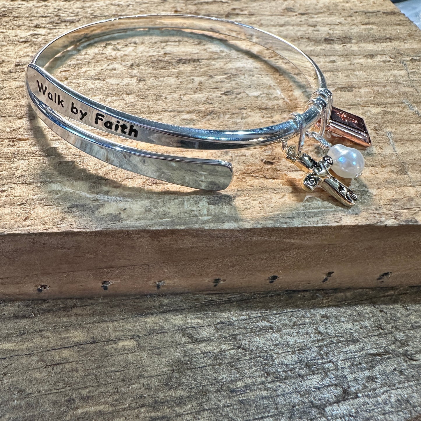 Boho Chic Religion Faithful Journey Bangle Charms Bracelet, Adjustable, Gift Box