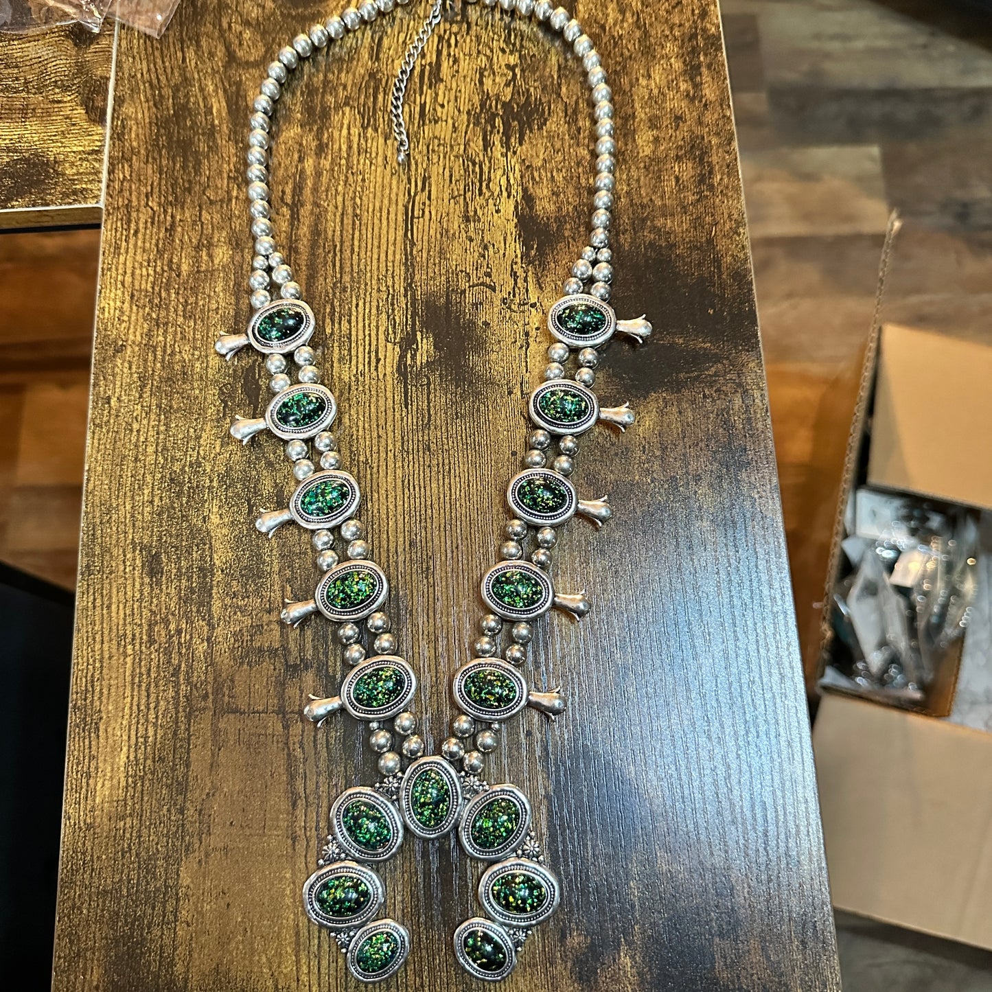 Squash Southwestern Blossom Glittering Seraphinite Necklace and Earrings Set