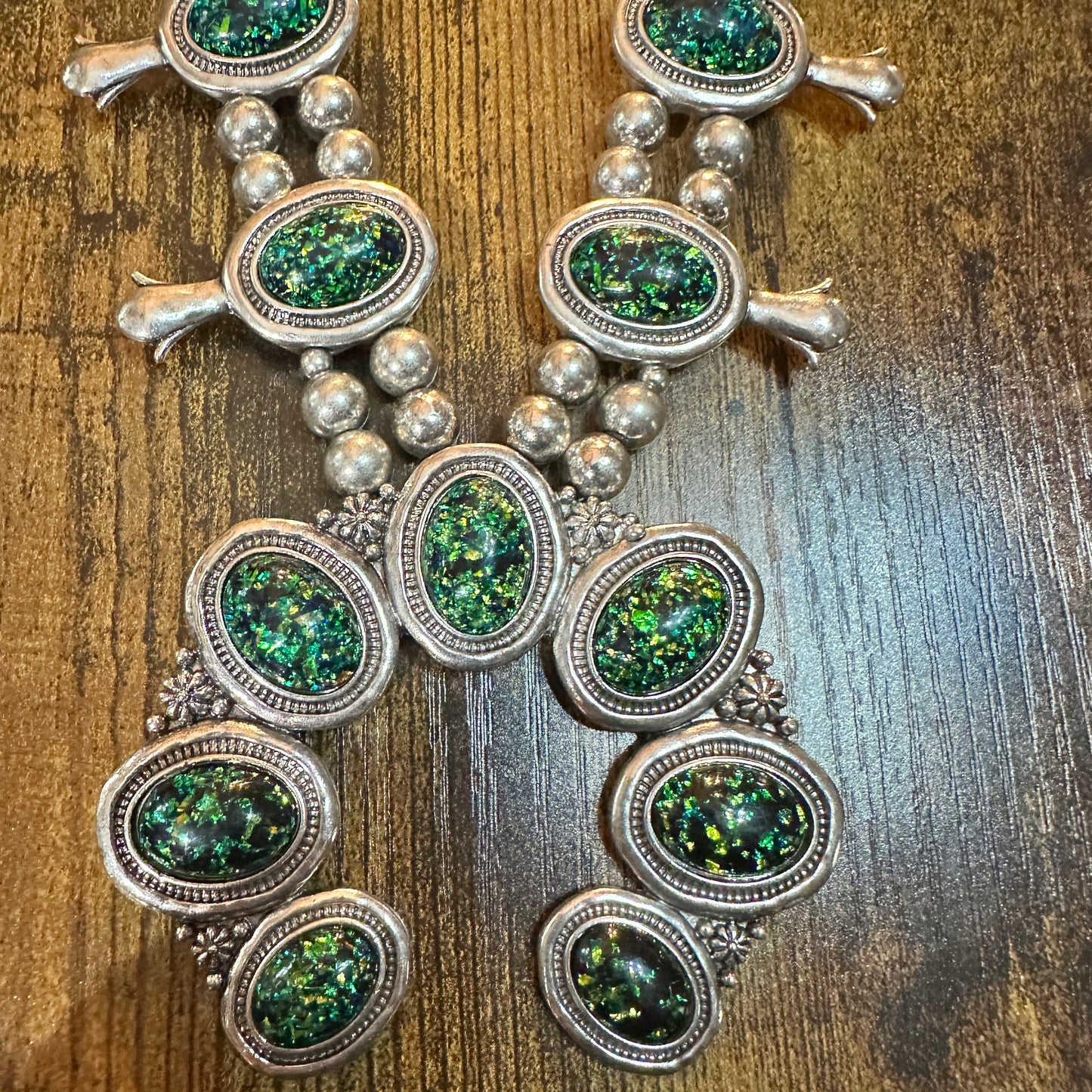 Squash Southwestern Blossom Glittering Seraphinite Necklace and Earrings Set
