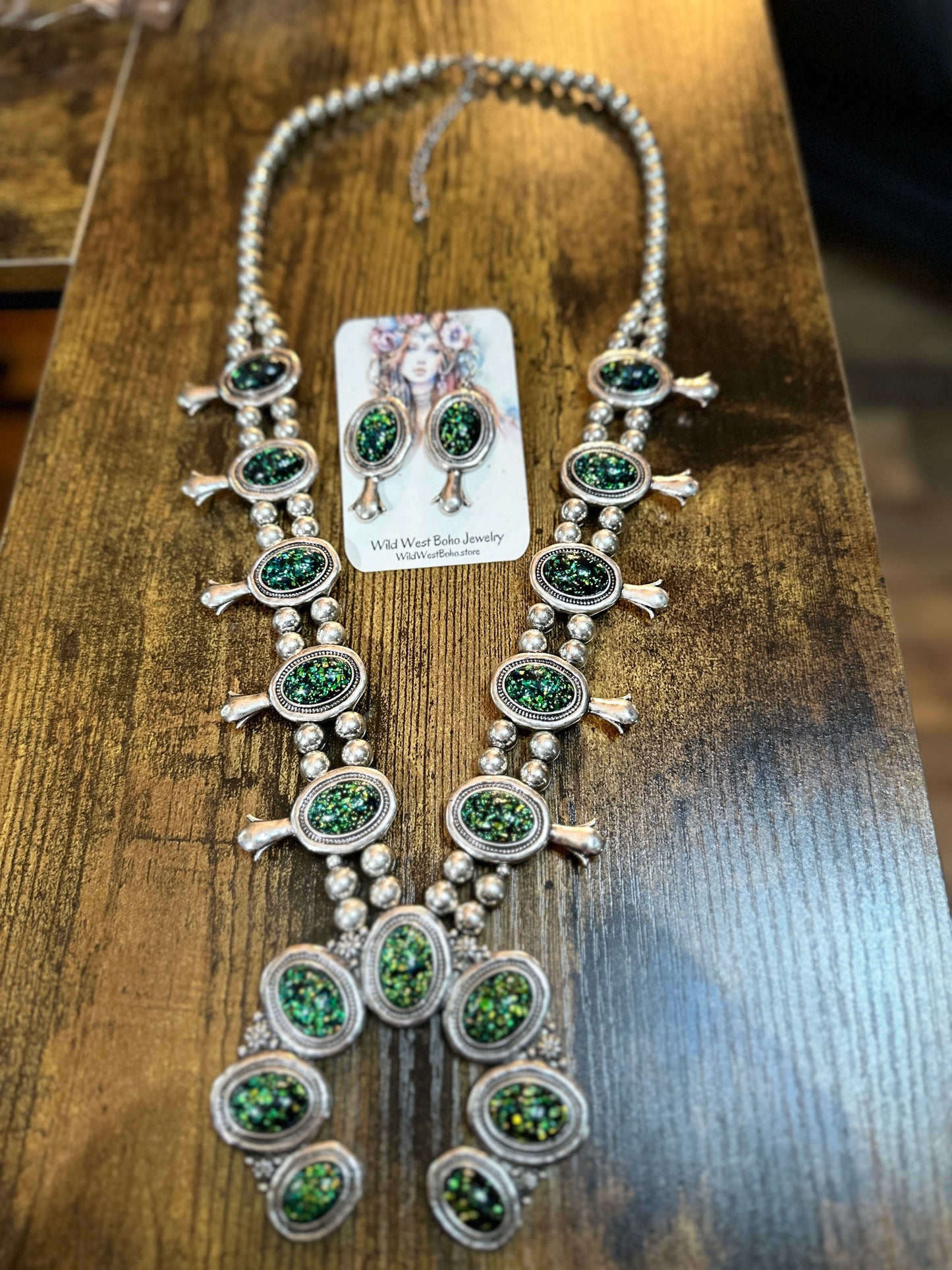 Squash Southwestern Blossom Glittering Seraphinite Necklace and Earrings Set