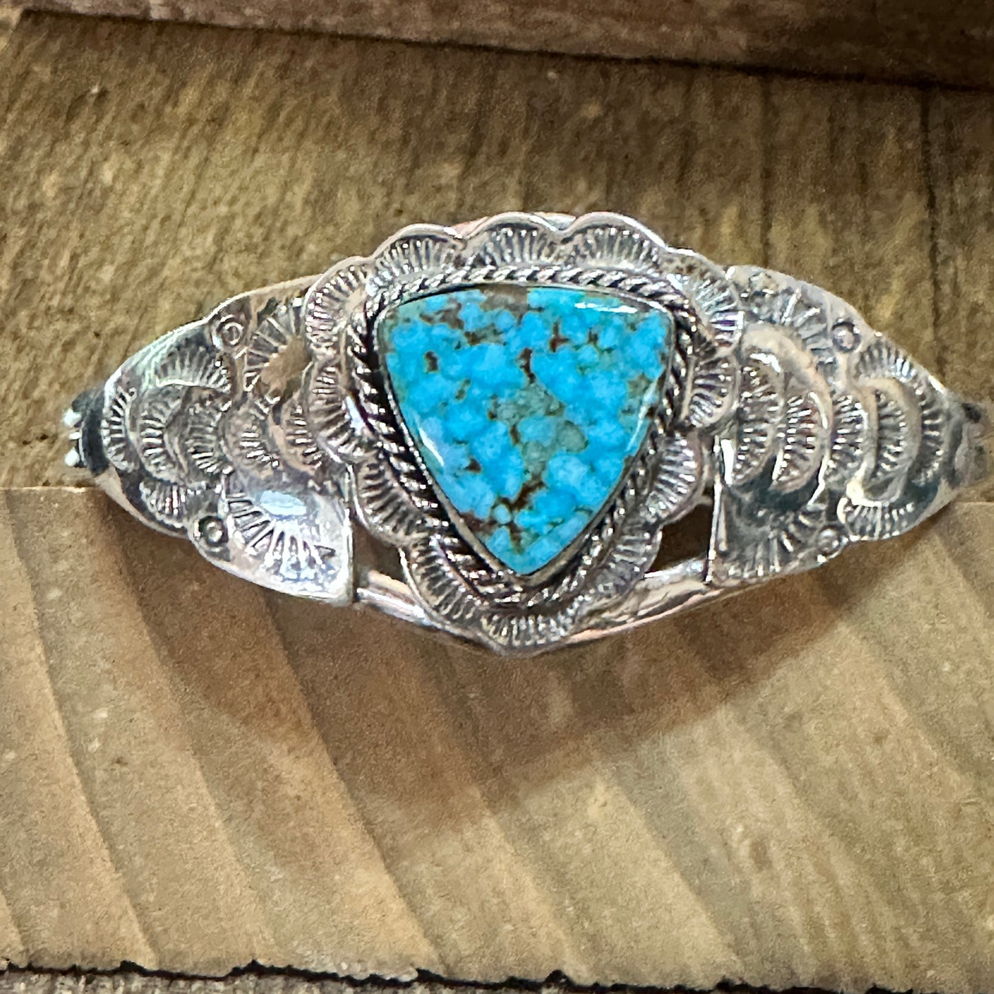 Handmade Sterling Silver Kingman Turquoise Cuff Bracelet Signed Gift Box