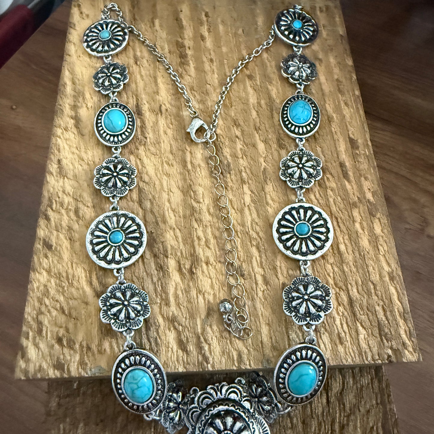 Turquoise Stone Western Flower Concho Y Drop Necklace 22 Inch Brushed Silver