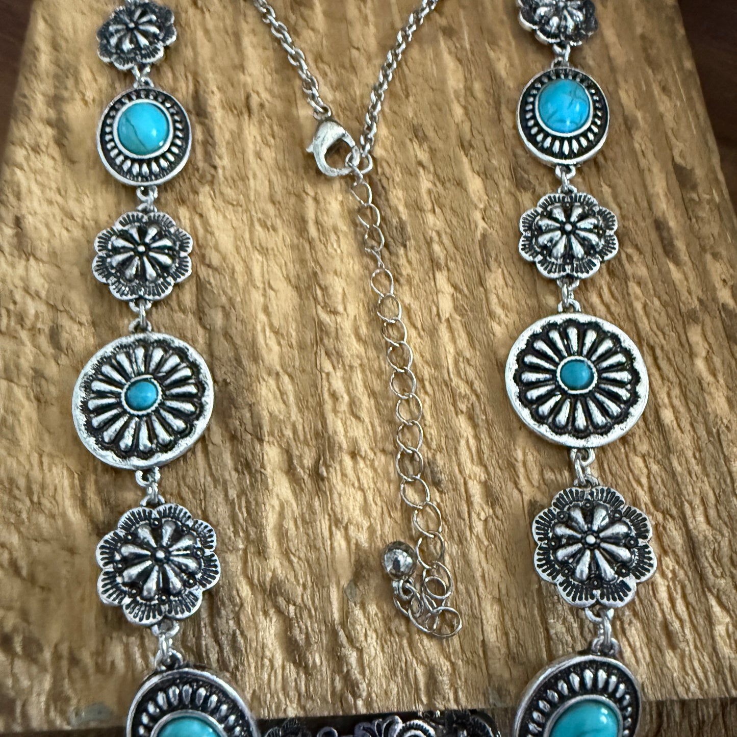 Turquoise Stone Western Flower Concho Y Drop Necklace 22 Inch Brushed Silver