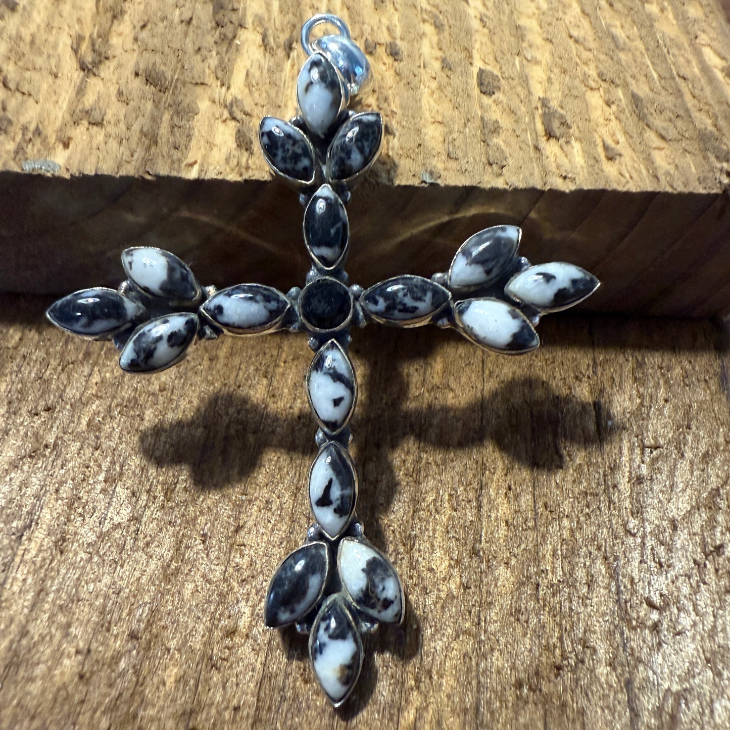 White Buffalo Dahlia Turquoise Navajo Gemstone Pendant