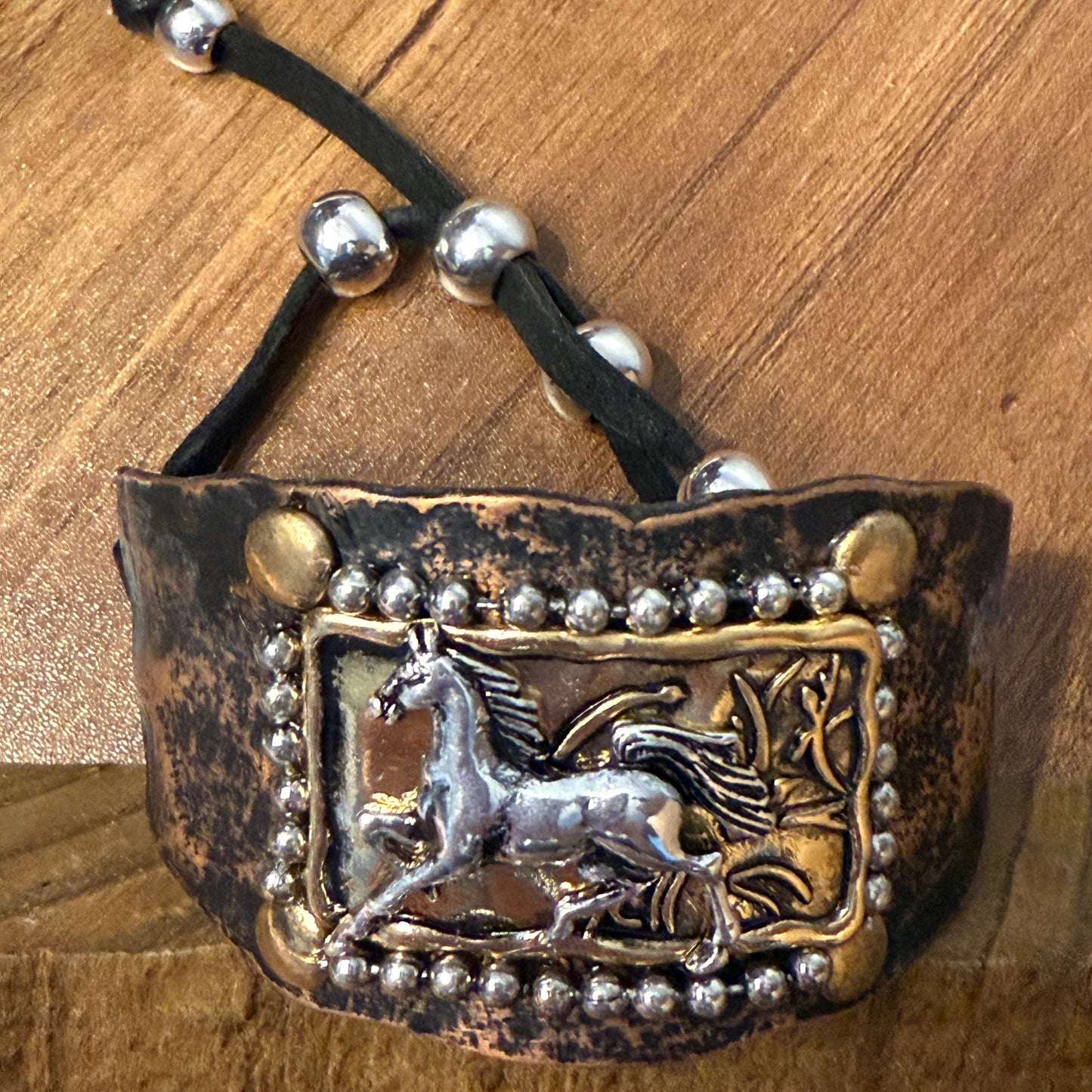 Horse Cantering Western Bracelet Cuff In Brown Leather With Vintage Copper Plate