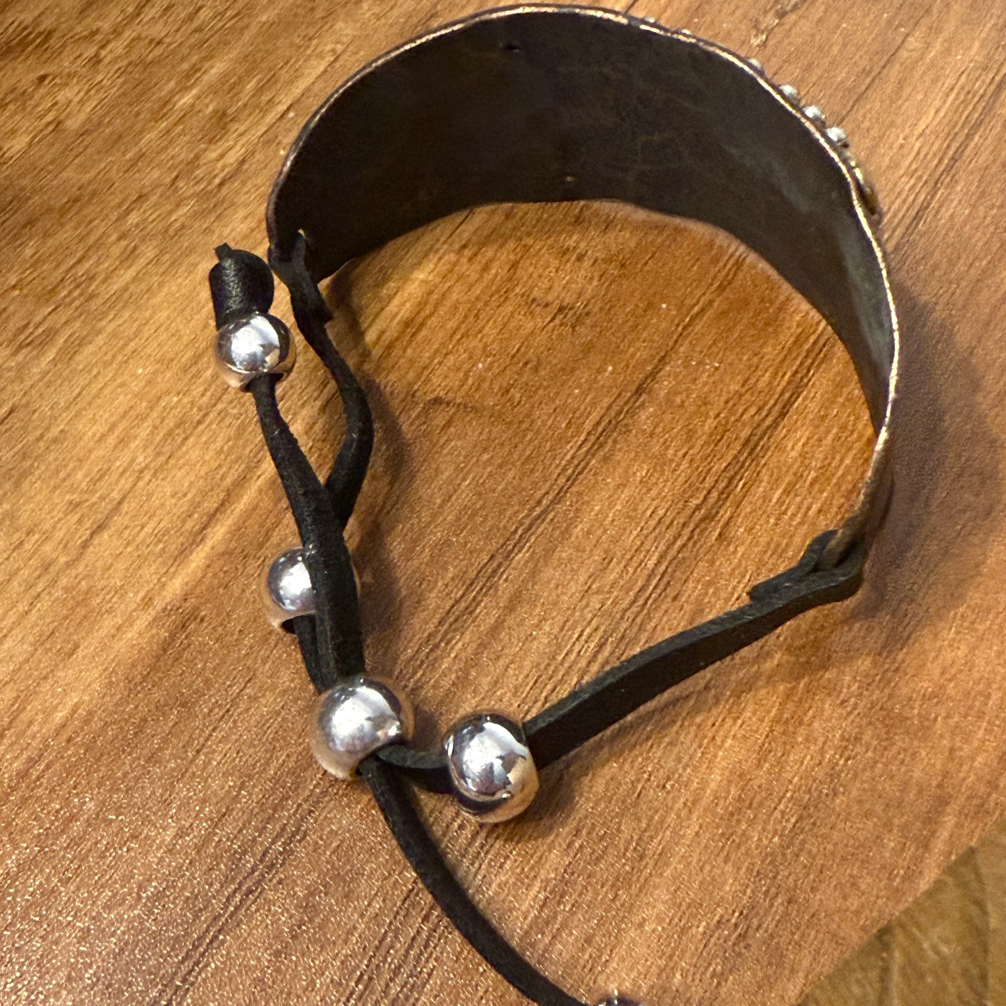 Horse Cantering Western Bracelet Cuff In Brown Leather With Vintage Copper Plate