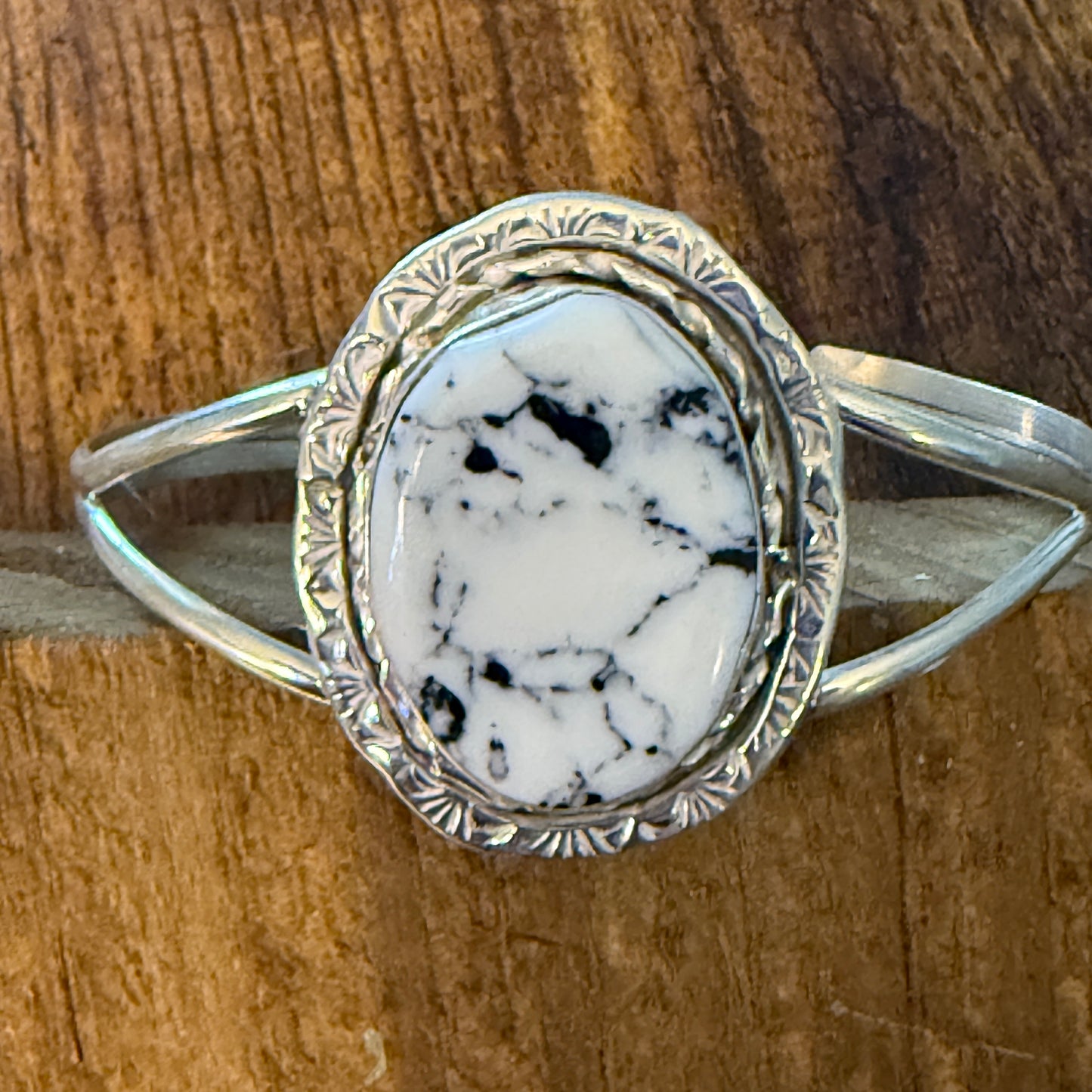 Native American Navajo White Buffalo Turquoise Cluster Bracelet Cuff Wow Zuni (SMALL)