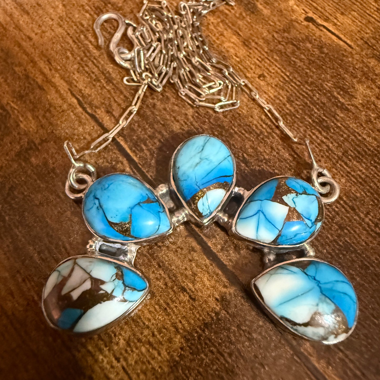 Blue Ice Dahlia Turquoise Cluster Necklace Southwest Navajo Style 18 Inch Chain
