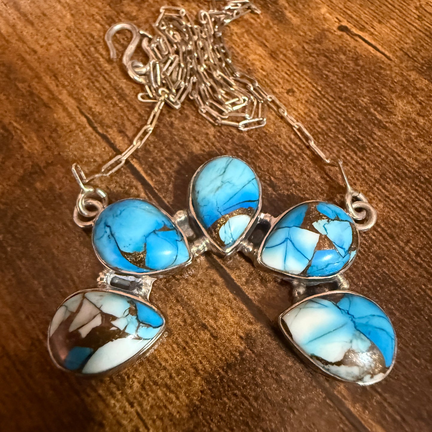 Blue Ice Dahlia Turquoise Cluster Necklace Southwest Navajo Style 18 Inch Chain