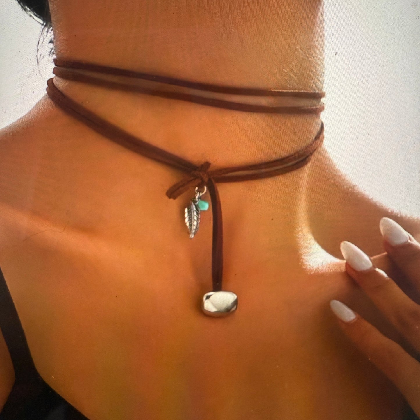 Vintage Style Brown Leather Turquoise Feather Choker Necklace