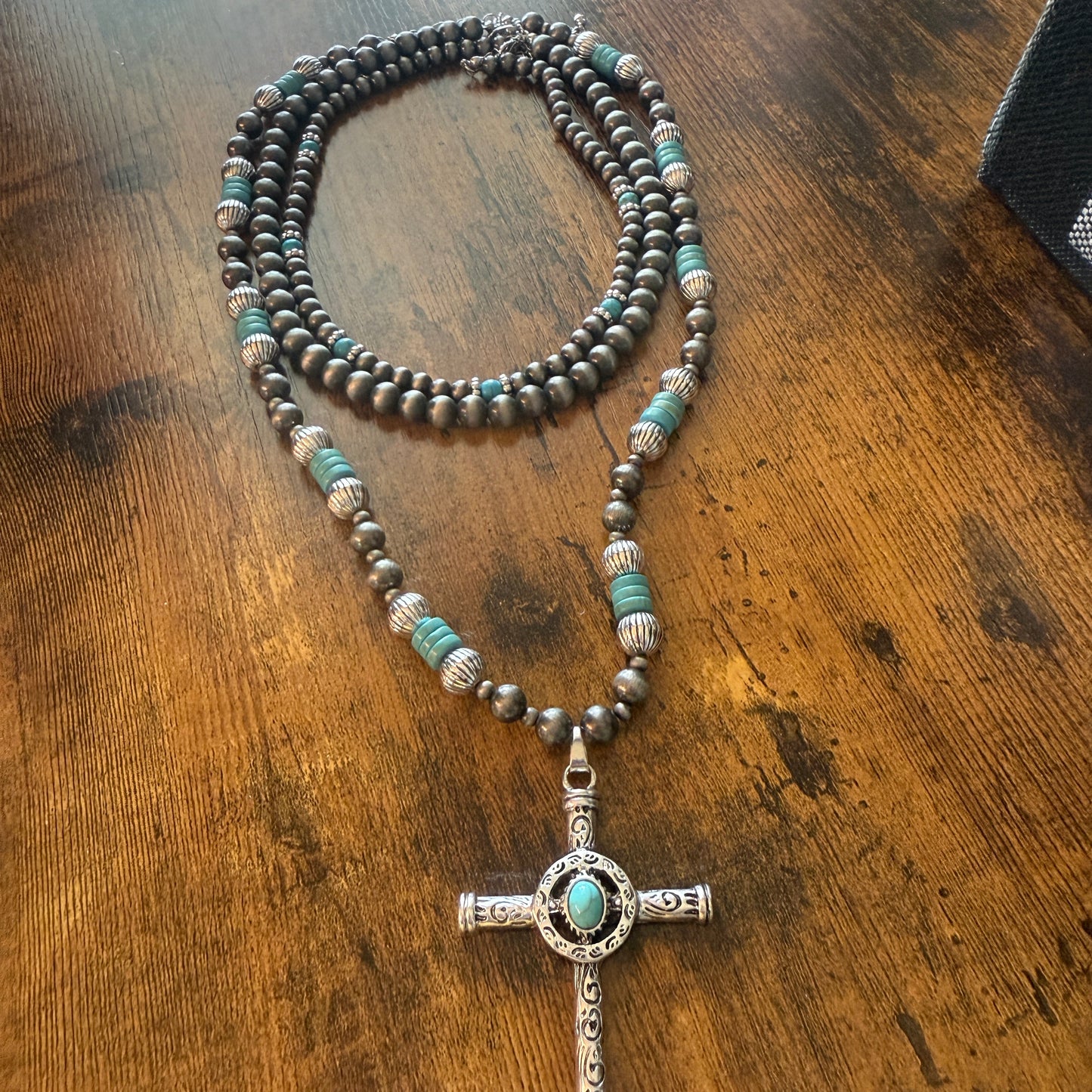 Faux Turquoise Bead Cross Pendant Layered Necklace Set for Women