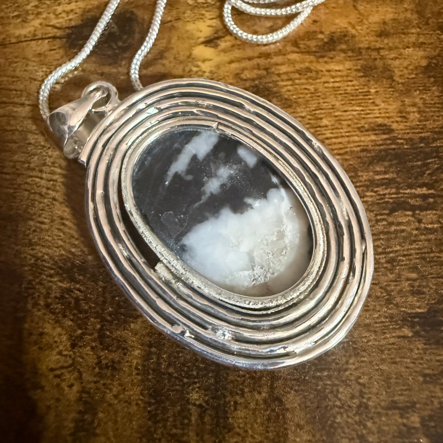 White Buffalo Turquoise Dahlia Pendant Necklace 925 Sterling Silver 18 Chain