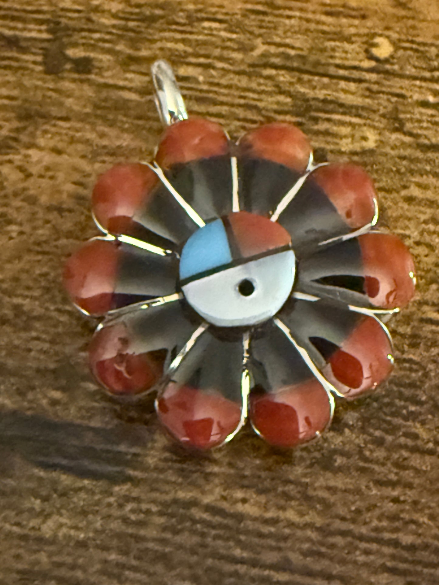 RV Zuni Native American Coral Inlay Sunface Pendant Sterling Silver