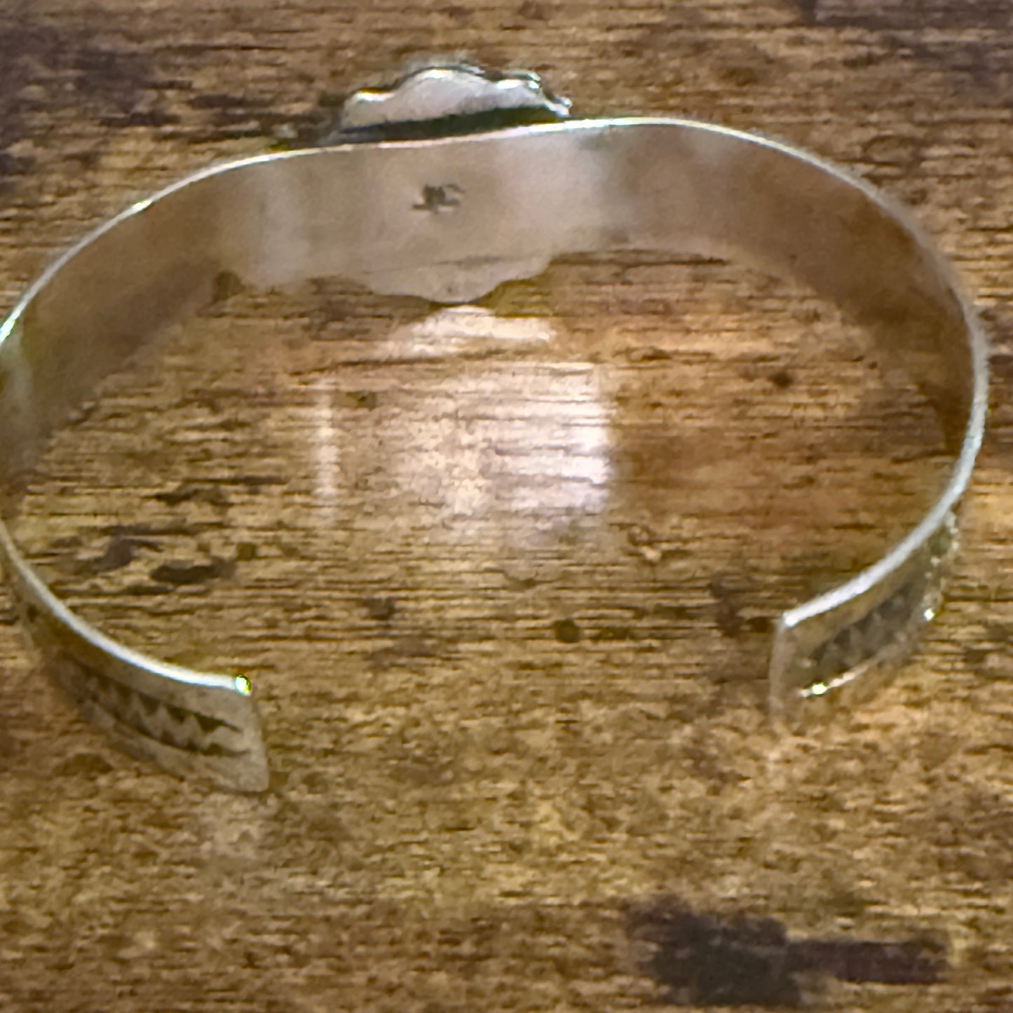 Navajo Indian Green Gaspéite Cuff Bracelet Signed By Cleveland Nickel Silver