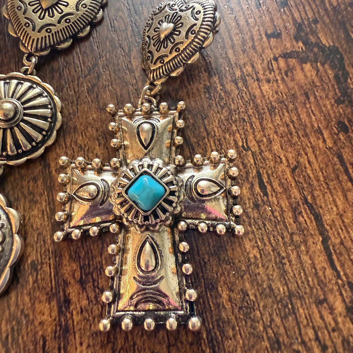 Southwestern Conch Turquoise Cross Necklace and Earrings Set in Mixed Metals