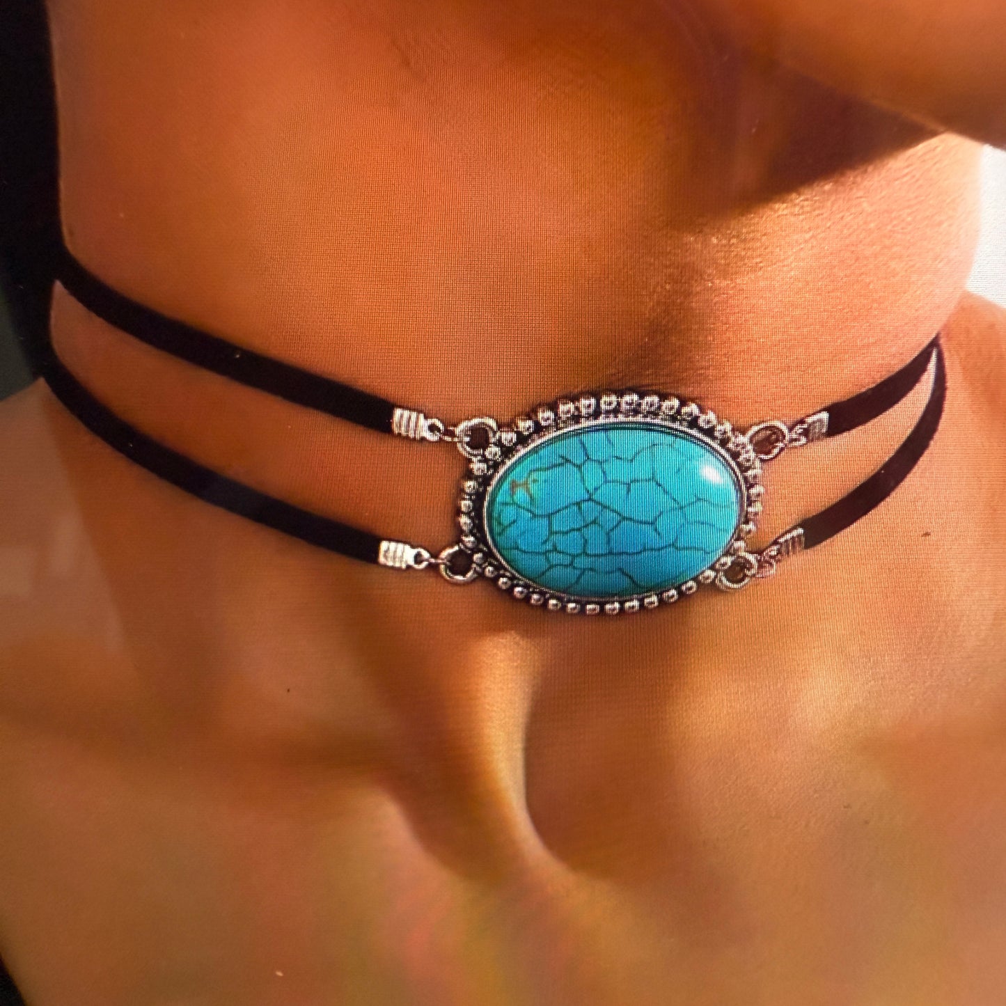 Western Cowgirl Turquoise Stone Choker Necklace With Adjustable Black Cord