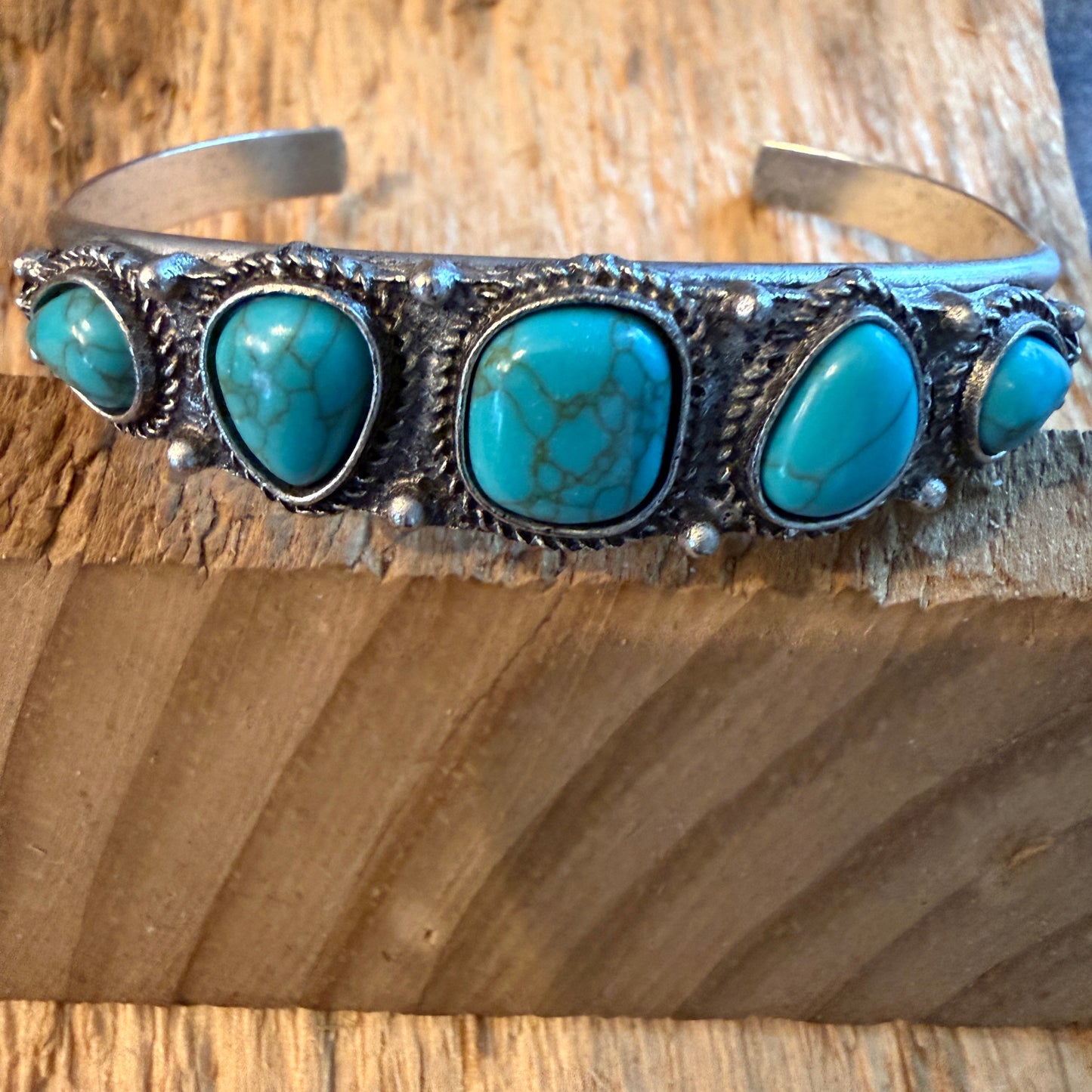 Navajo Style Silver Metal Bangle With Blue Turquoise Stone