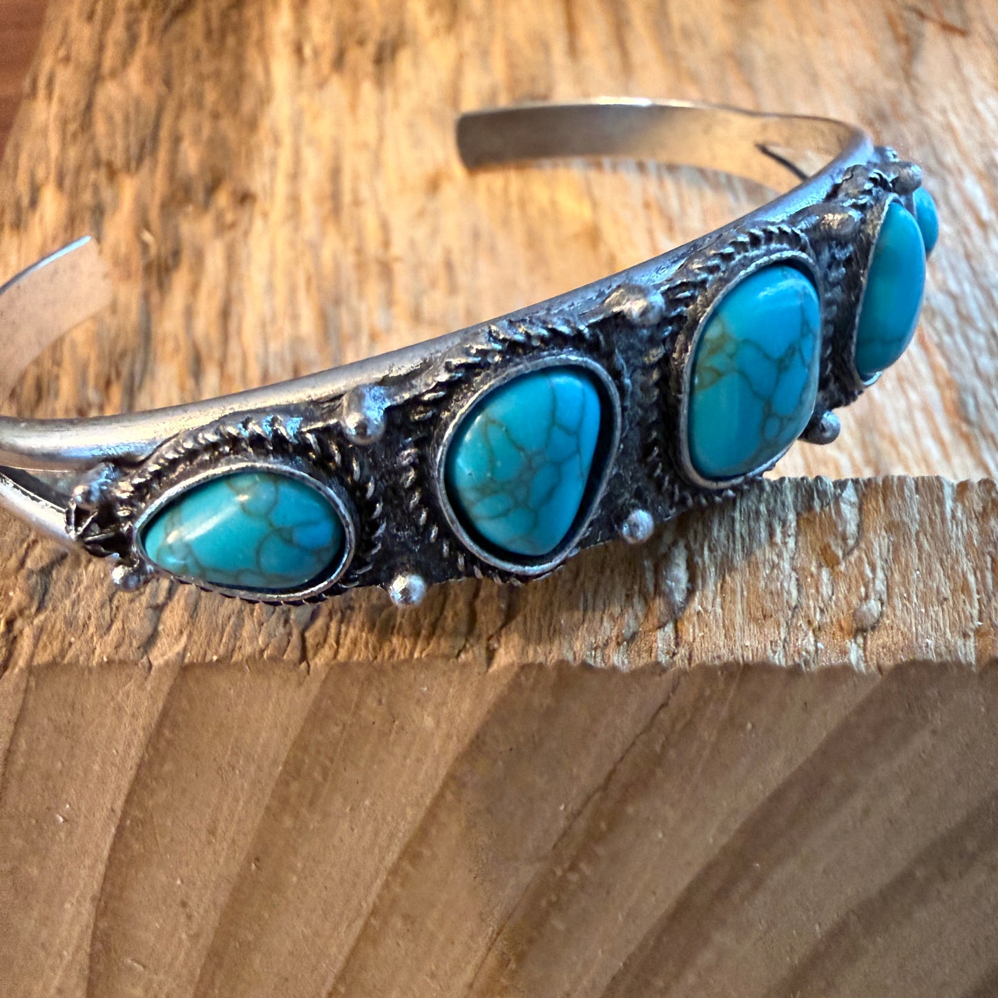 Navajo Style Silver Metal Bangle With Blue Turquoise Stone