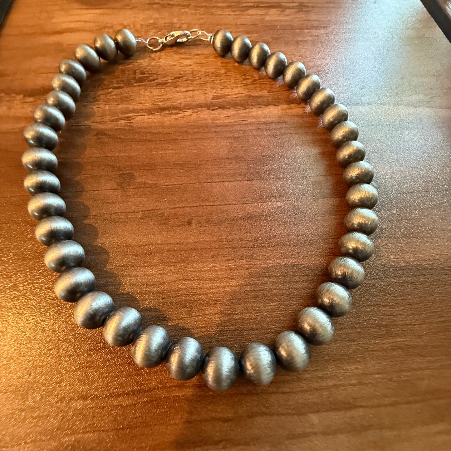 Navajo Style Faux Silver Pearl Bead Choker Necklace 15 Inch 10mm Jewelry