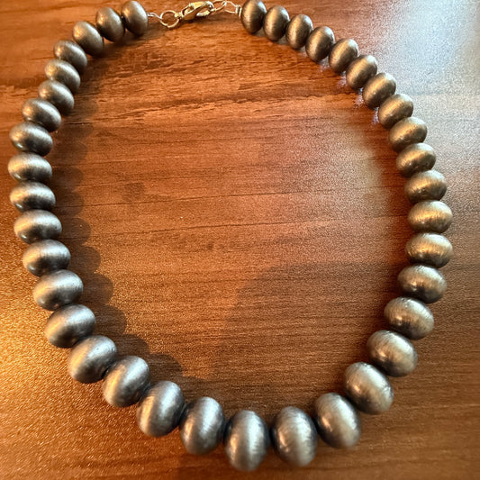 Navajo Style Faux Silver Pearl Bead Choker Necklace 15 Inch 10mm Jewelry