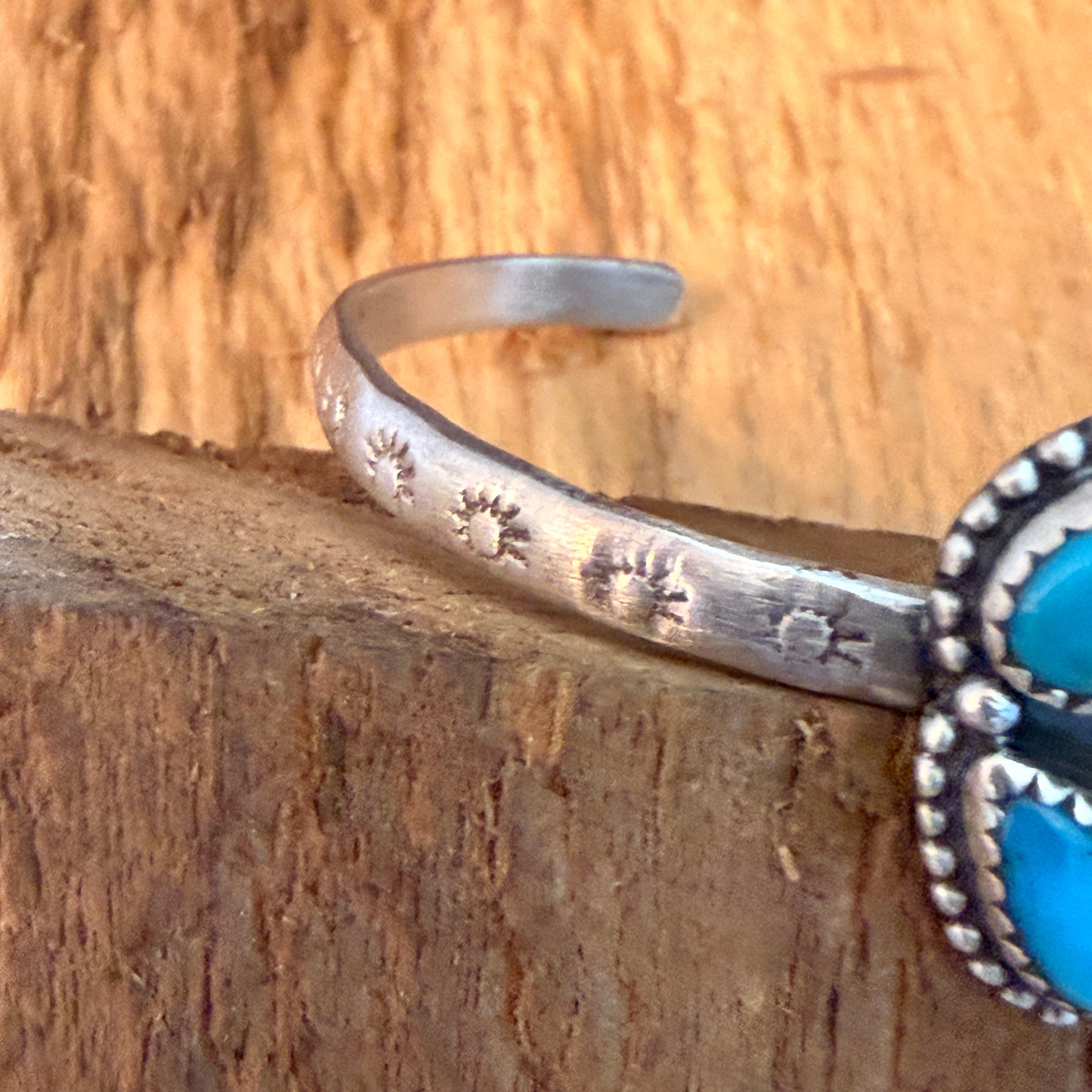 Navajo Style Lone Mountain Turquoise Cluster Sterling Silver Cuff Bangle Adjustable